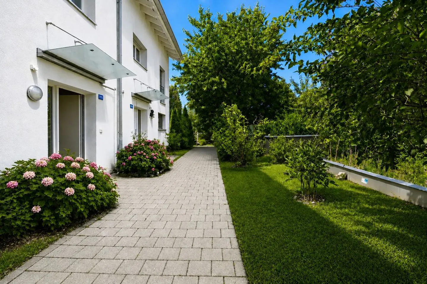 Familien-Reihenhaus in ruhiger Sackgasse - Foto 3 von 13