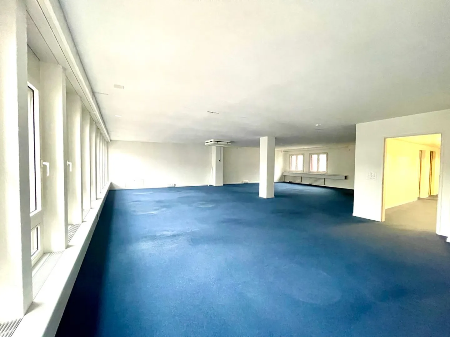Spazio ufficio in posizione privilegiata con ascensore - Foto 1 di 7