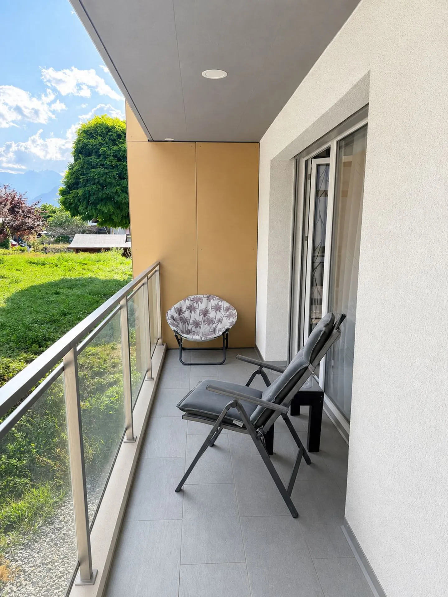 Appartement lumineux 2,5 pcs - Photo 1 sur 8