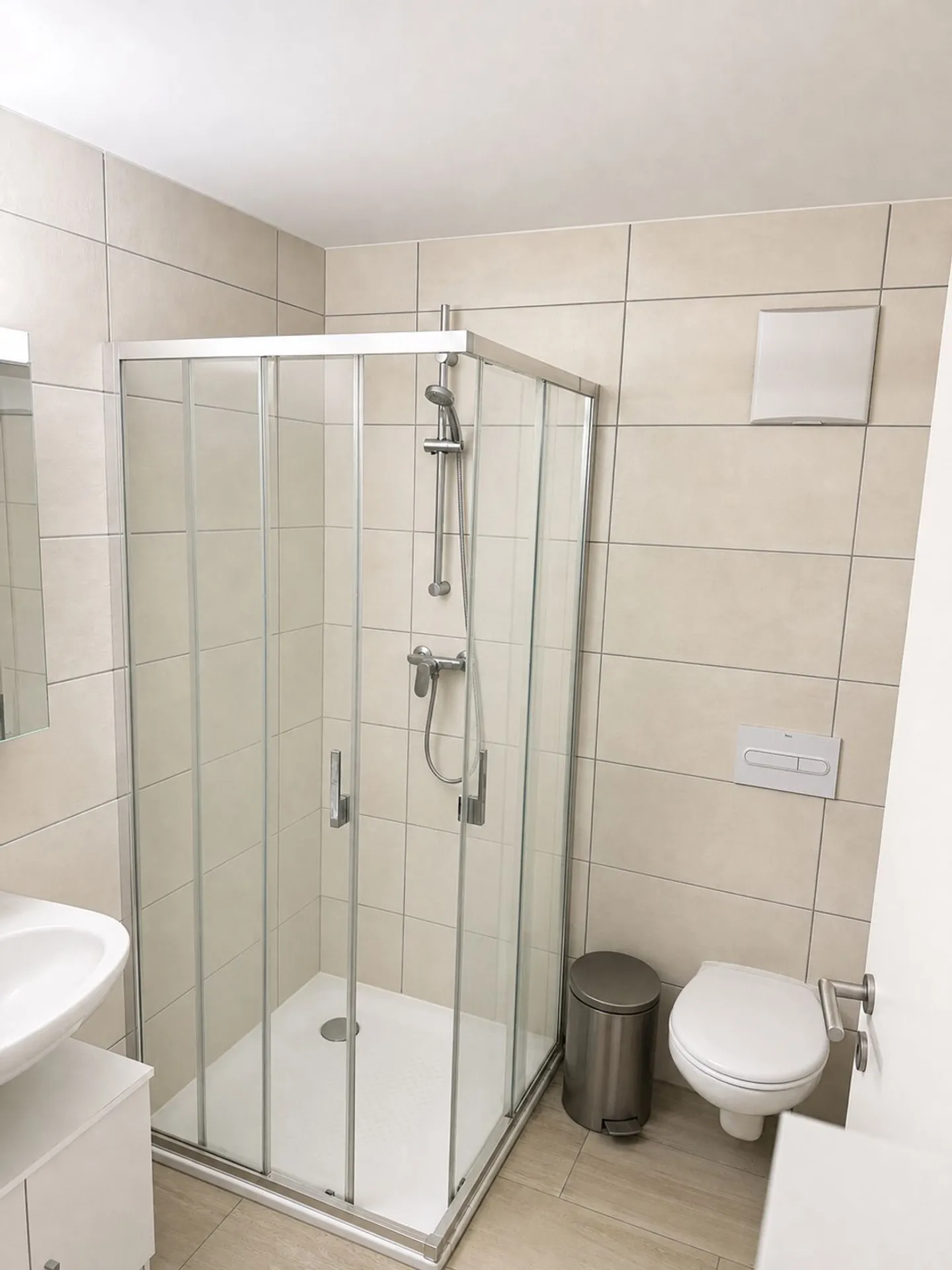 Appartement lumineux 2,5 pcs - Photo 6 sur 8