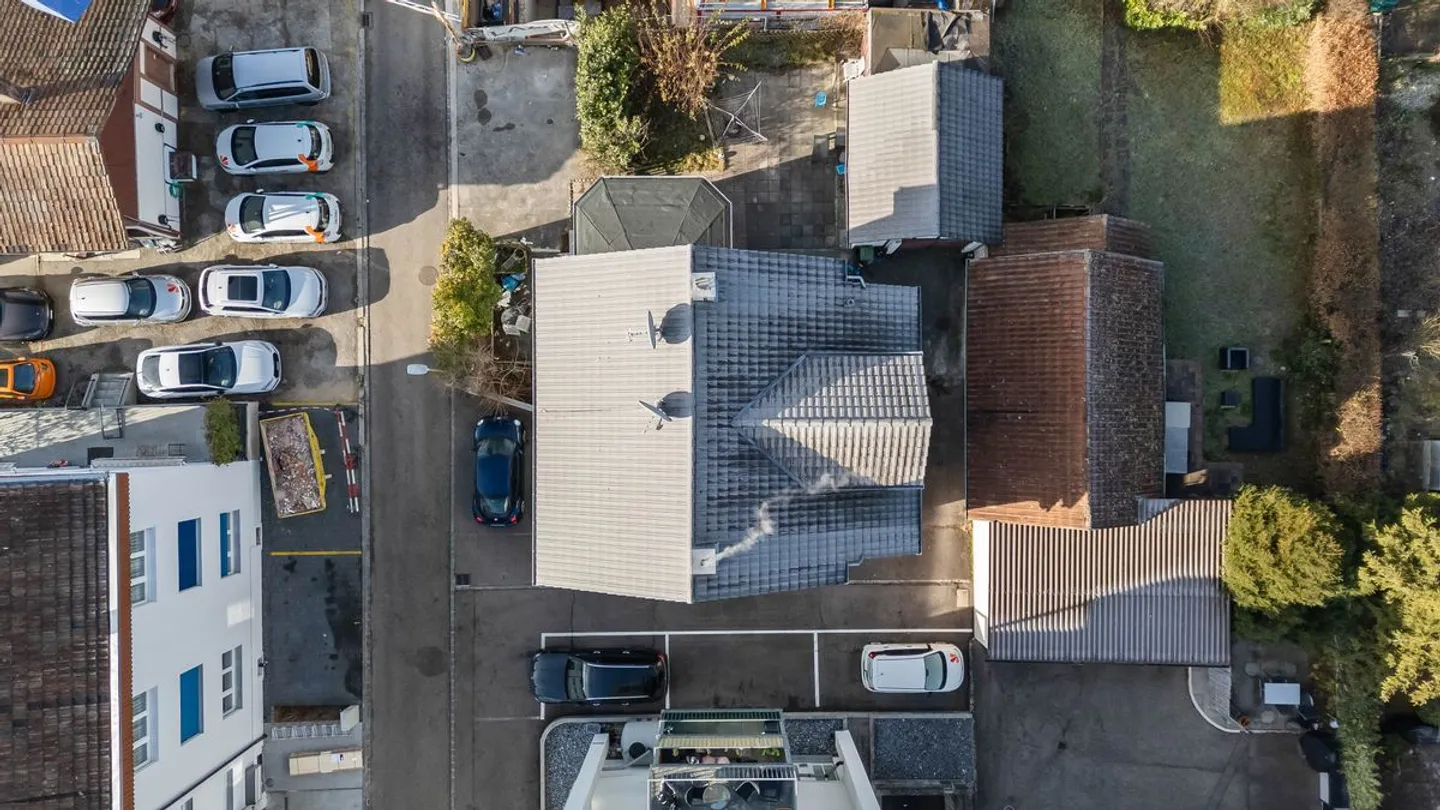 Charming Investment Property - Photo 9 of 13