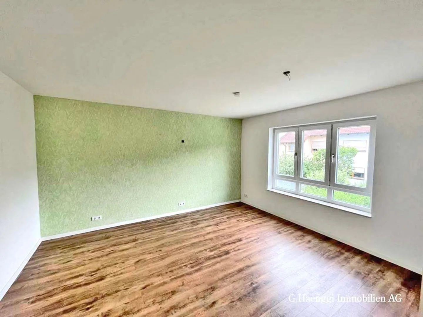 APPARTEMENT MAISONETTE DE HAUTE QUALITÉ 4 1/2 CHAMBRES AVEC BELLE VUE - Photo 12 sur 13