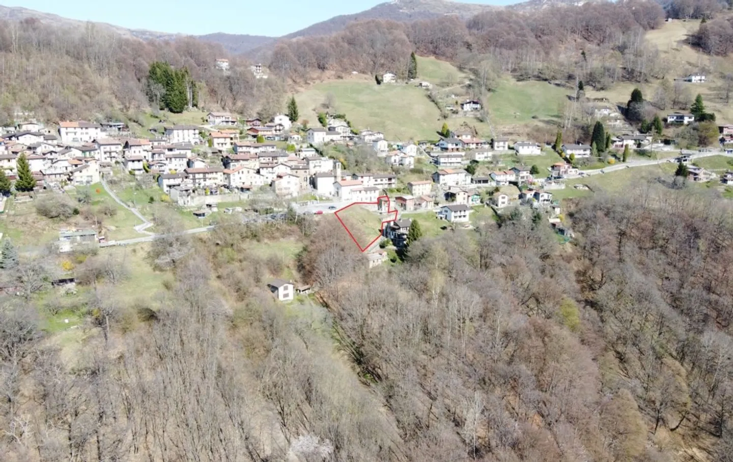 Terreno edificabile con vista - Foto 1 di 5
