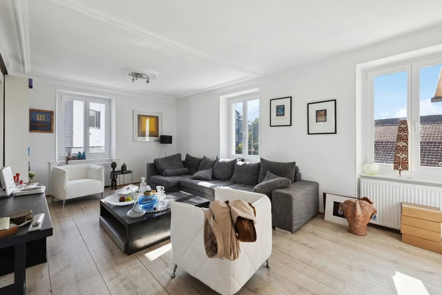 Stunning house with 2 apartments for sale in Bonfol - Photo 4 of 7