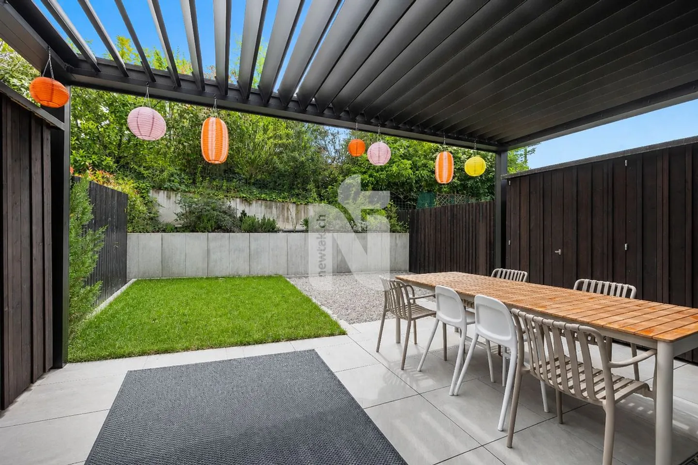 Family-friendly and stylish living with garden, terrace and direct view of the Goetheanum - Photo 6 of 13