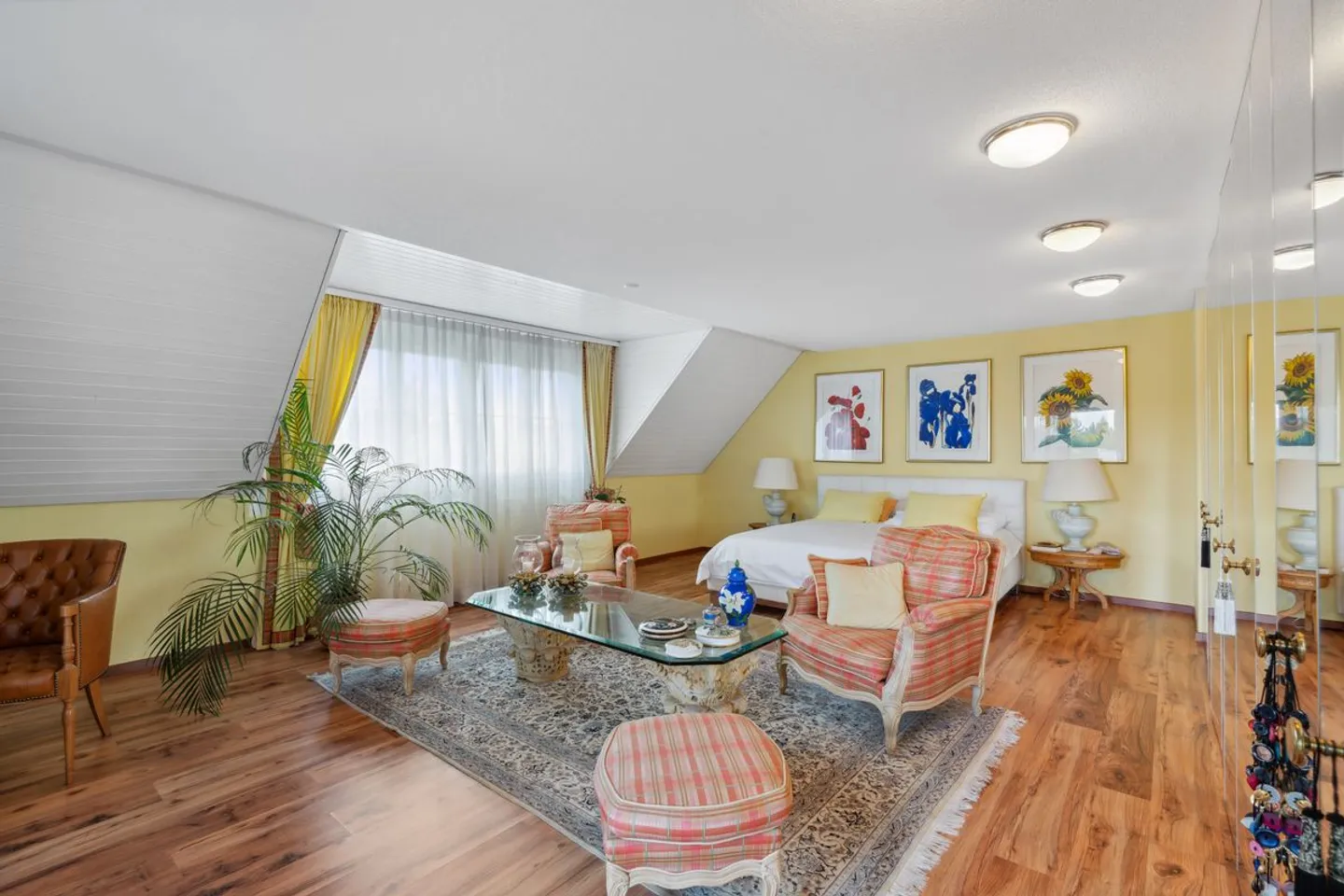 Esclusivo Penthouse Duplex di 267m2 a Volketswil con Studio Abitativo di 84m2 al Piano Terra - Foto 5 di 11
