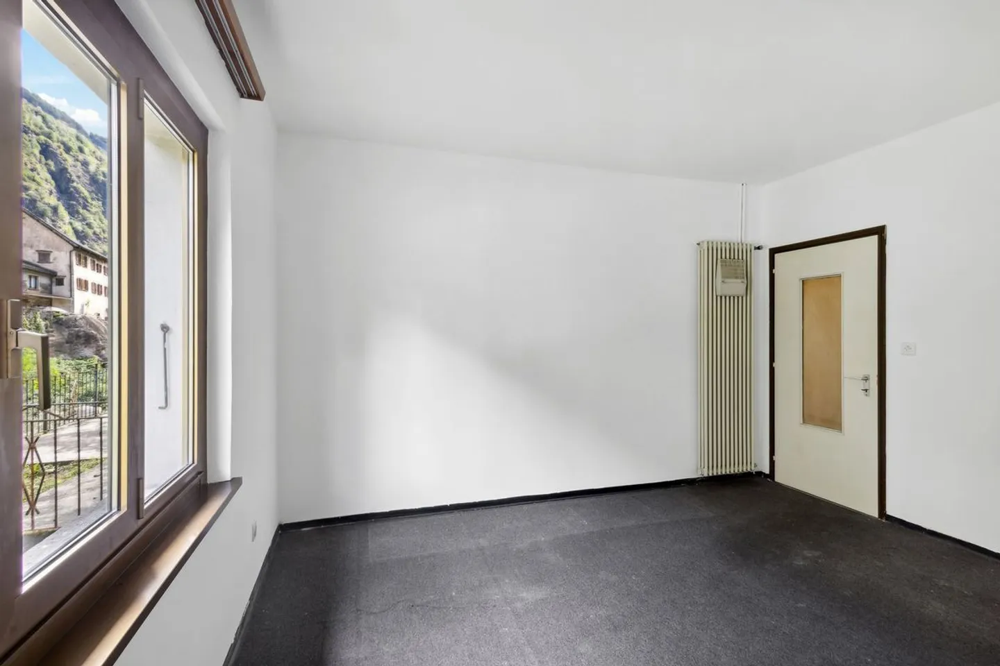 VIVERE SU UN ISOLA IN TICINO - Casa Monofam - Foto 5 di 10
