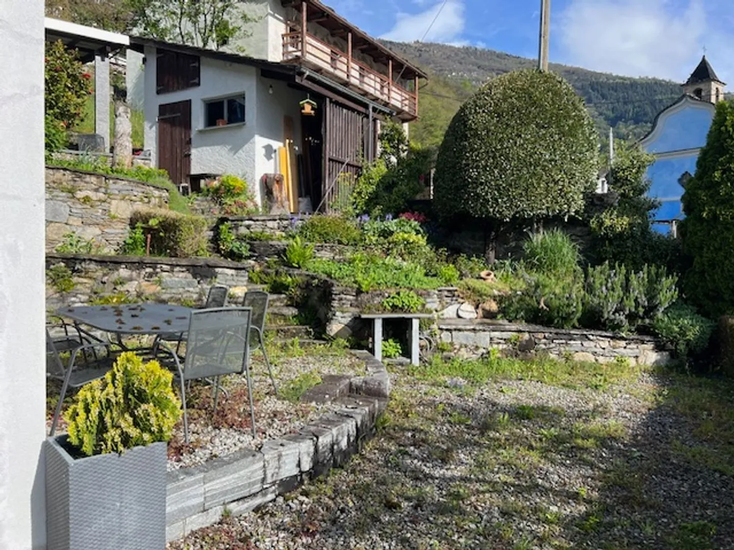 Val di Blenio - Casa con giardino grande - Foto 11 di 13