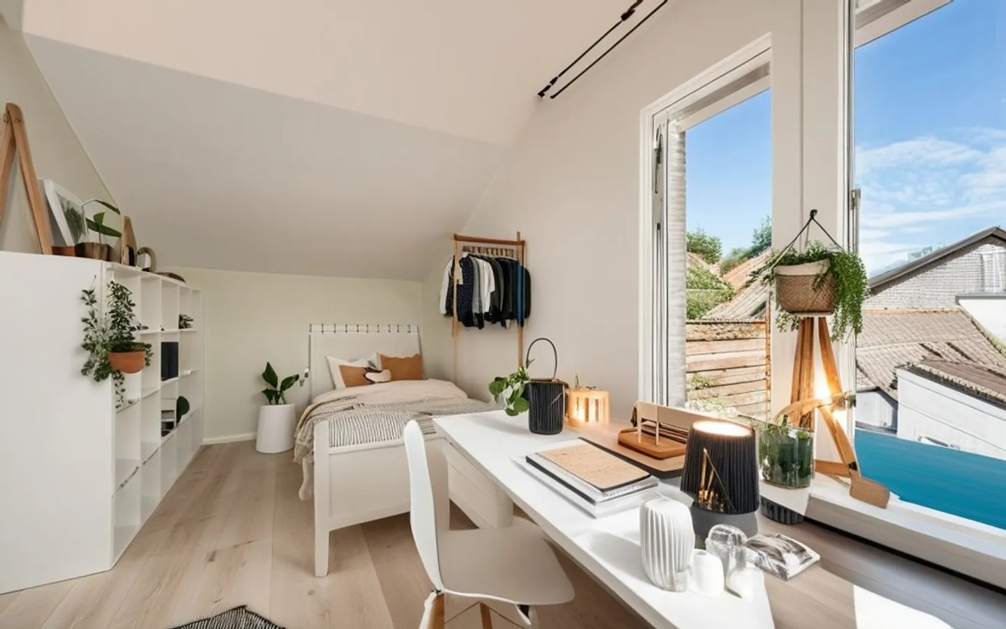 Rarità in Posizione Privilegiata con Piscina, Giardino d'Inverno e Lounge per Grigliate Frescamente Ristrutturato - Foto 12 di 13