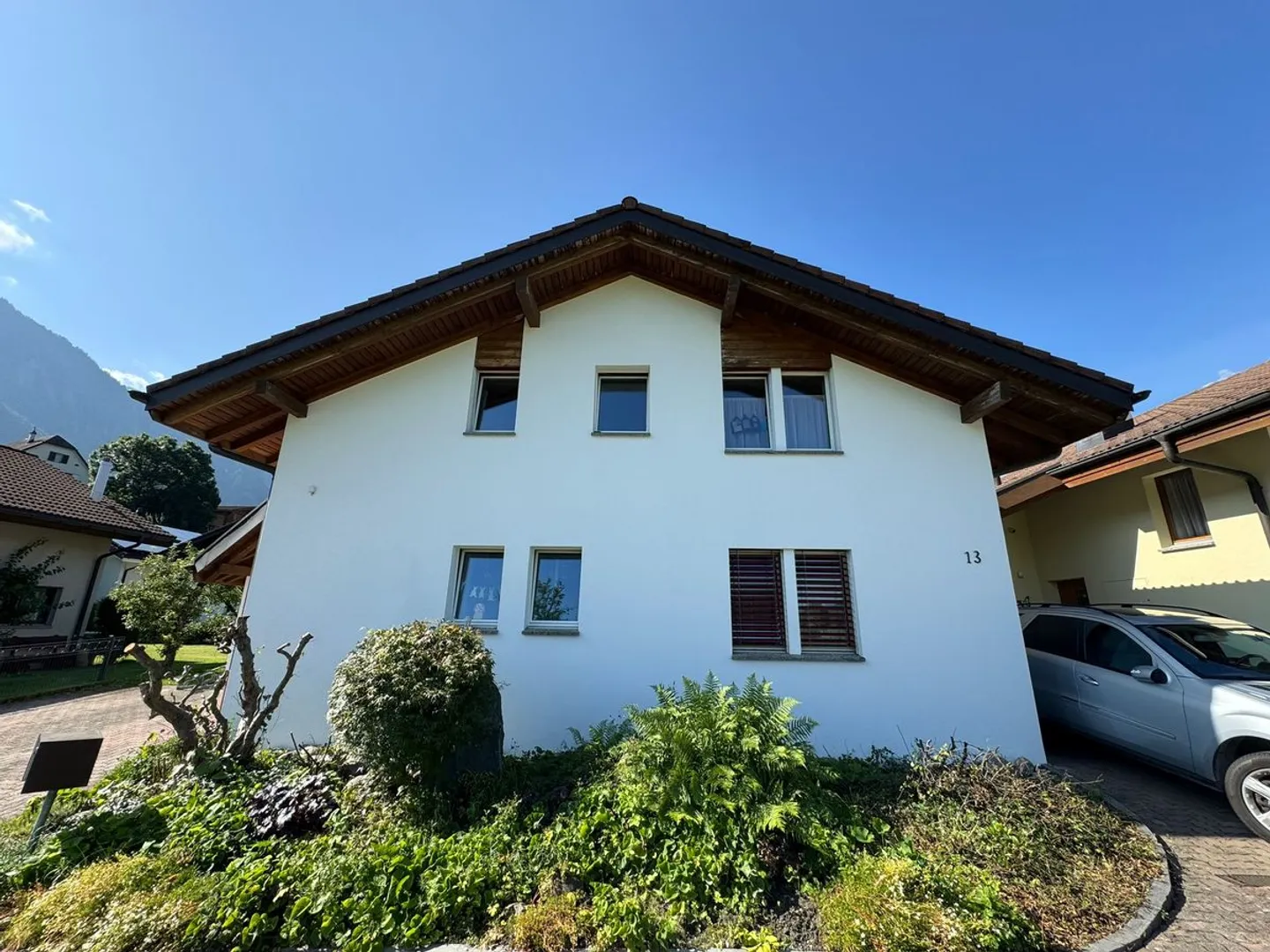 Casa unifamiliare idilliaca in posizione tranquilla - appena ristrutturata e pronta per essere abitata - Foto 3 di 13