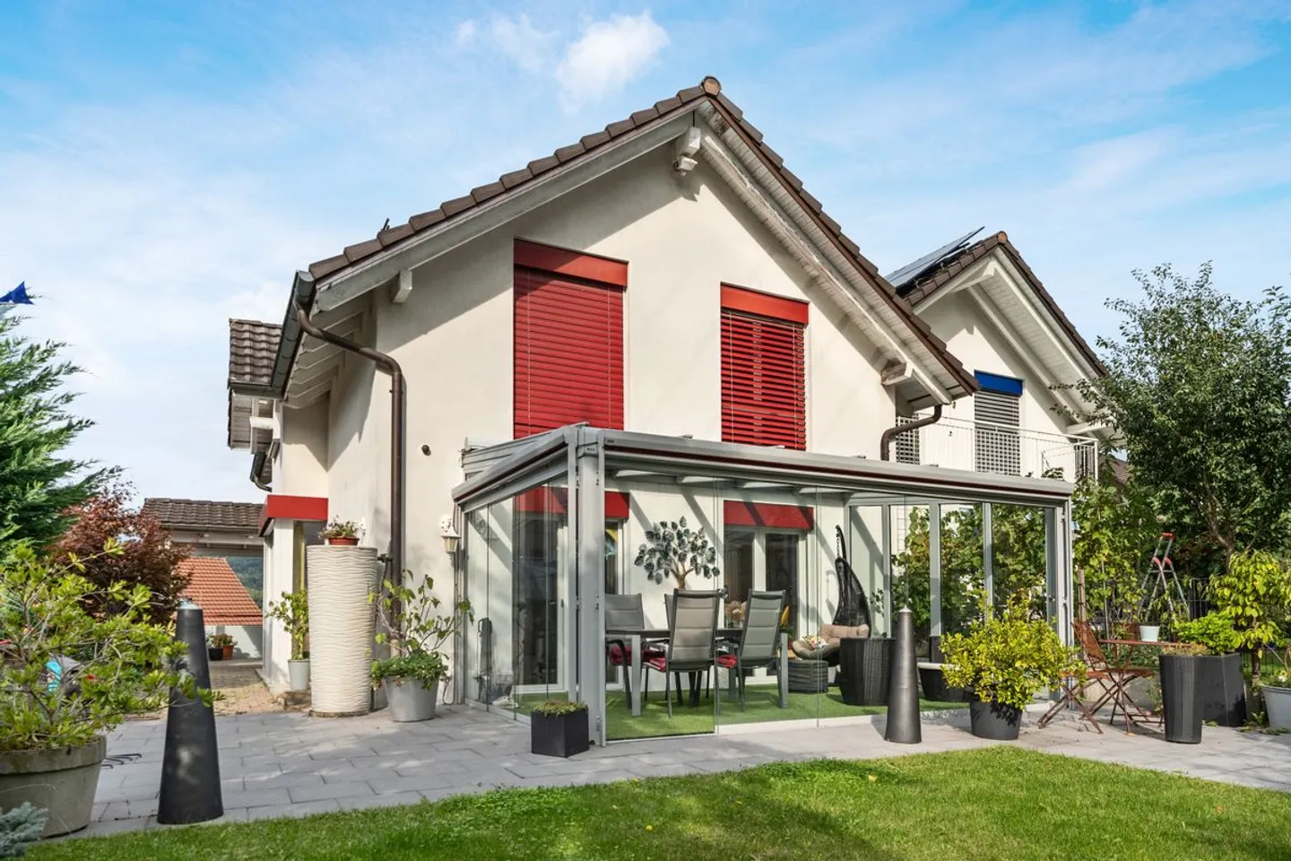 Bellissima e moderna casa bifamiliare di 5,5 stanze con 147m2 di superficie abitabile netta - Foto 1 di 13