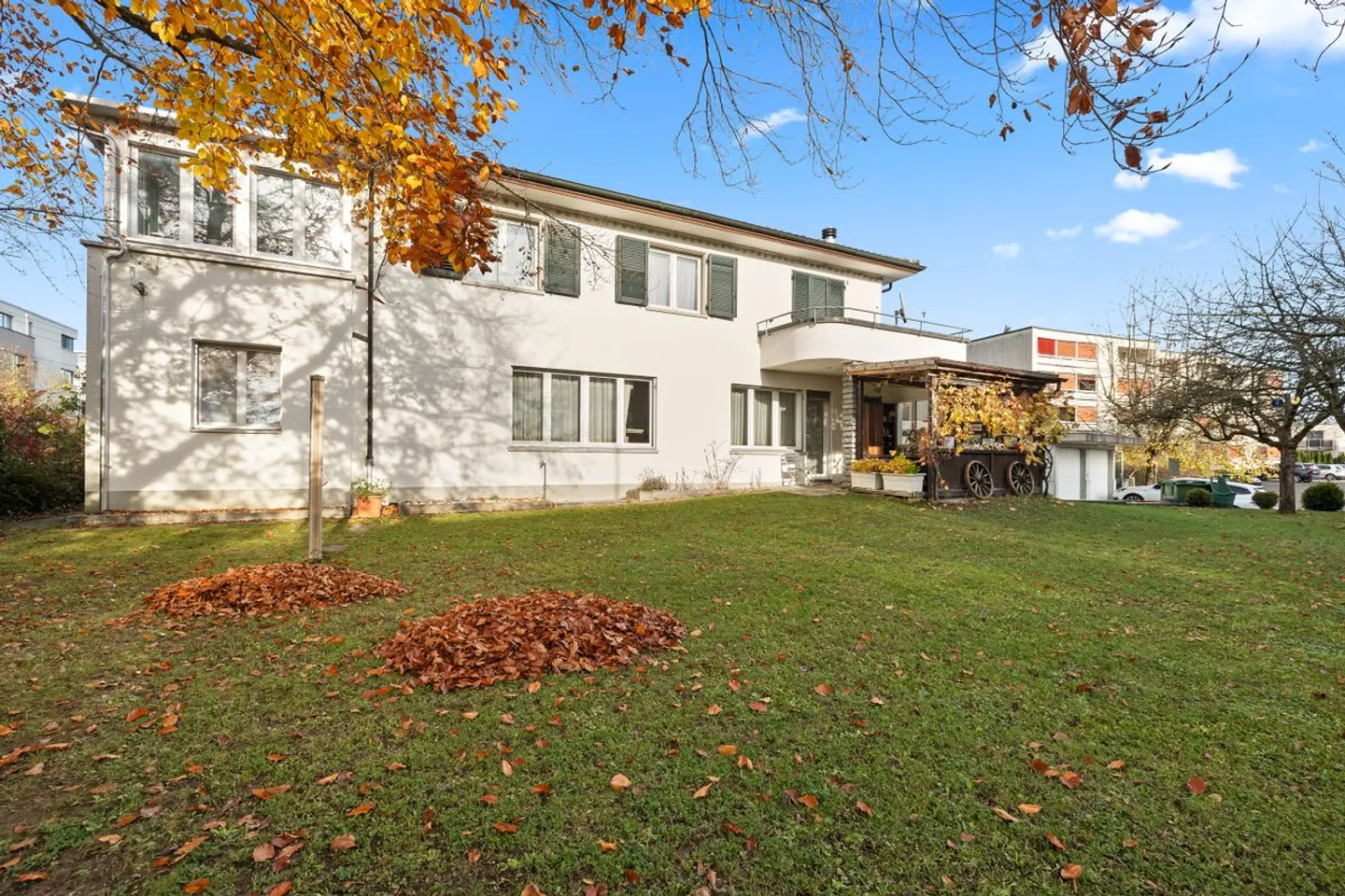 Traumhaftes 2 Familienhaus in Unterentfelden mit grosszügigem Wintergarten - Foto 3 von 8