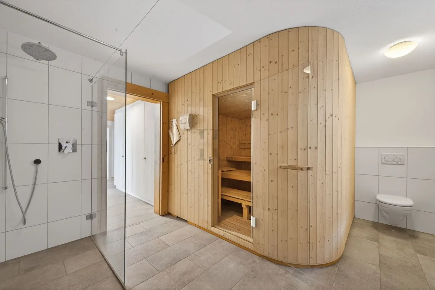 Posizione tranquilla al confine del bosco con tanto sole e sauna - Foto 7 di 9