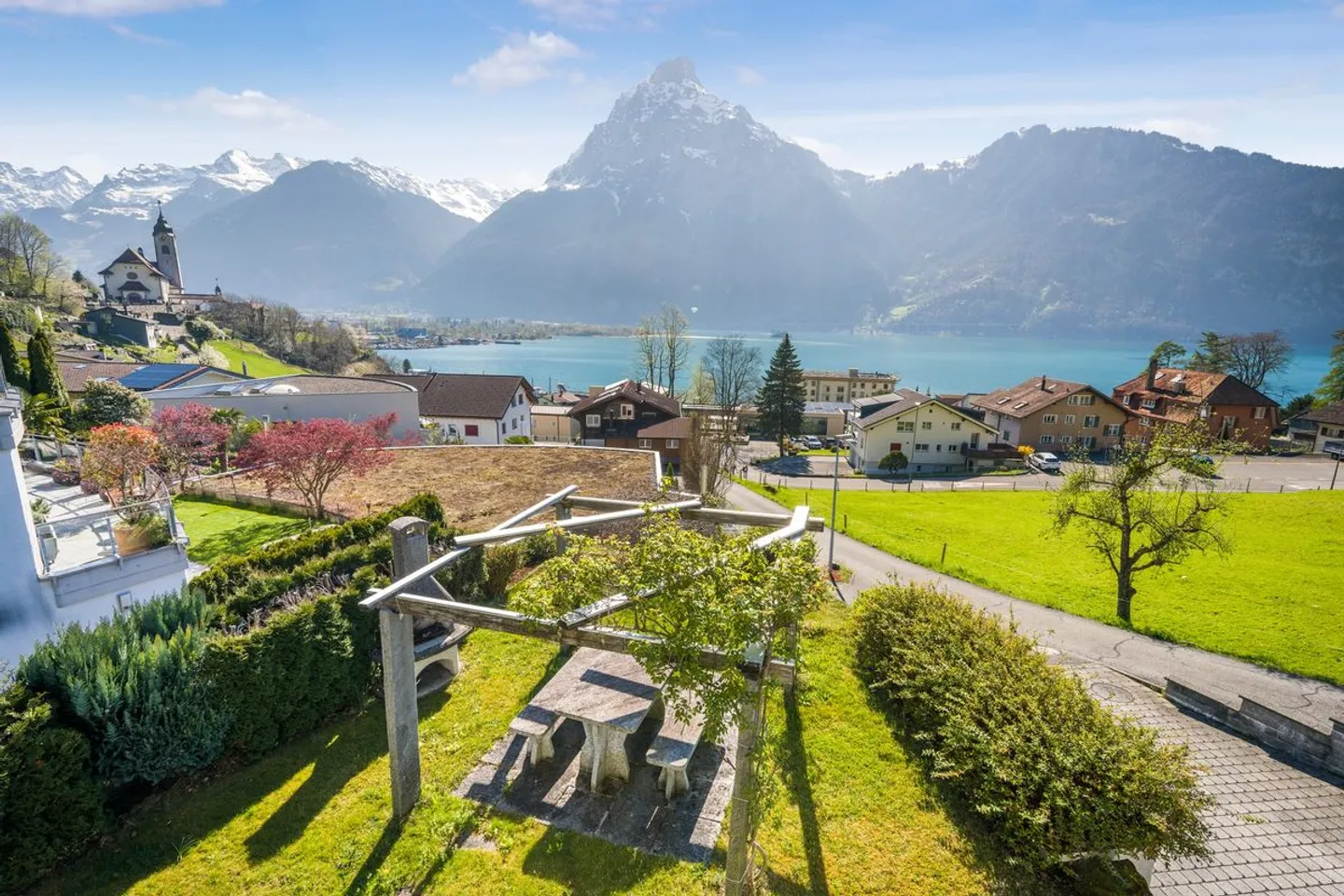 Paradise de maison individuelle avec vue panoramique - Photo 2 sur 13