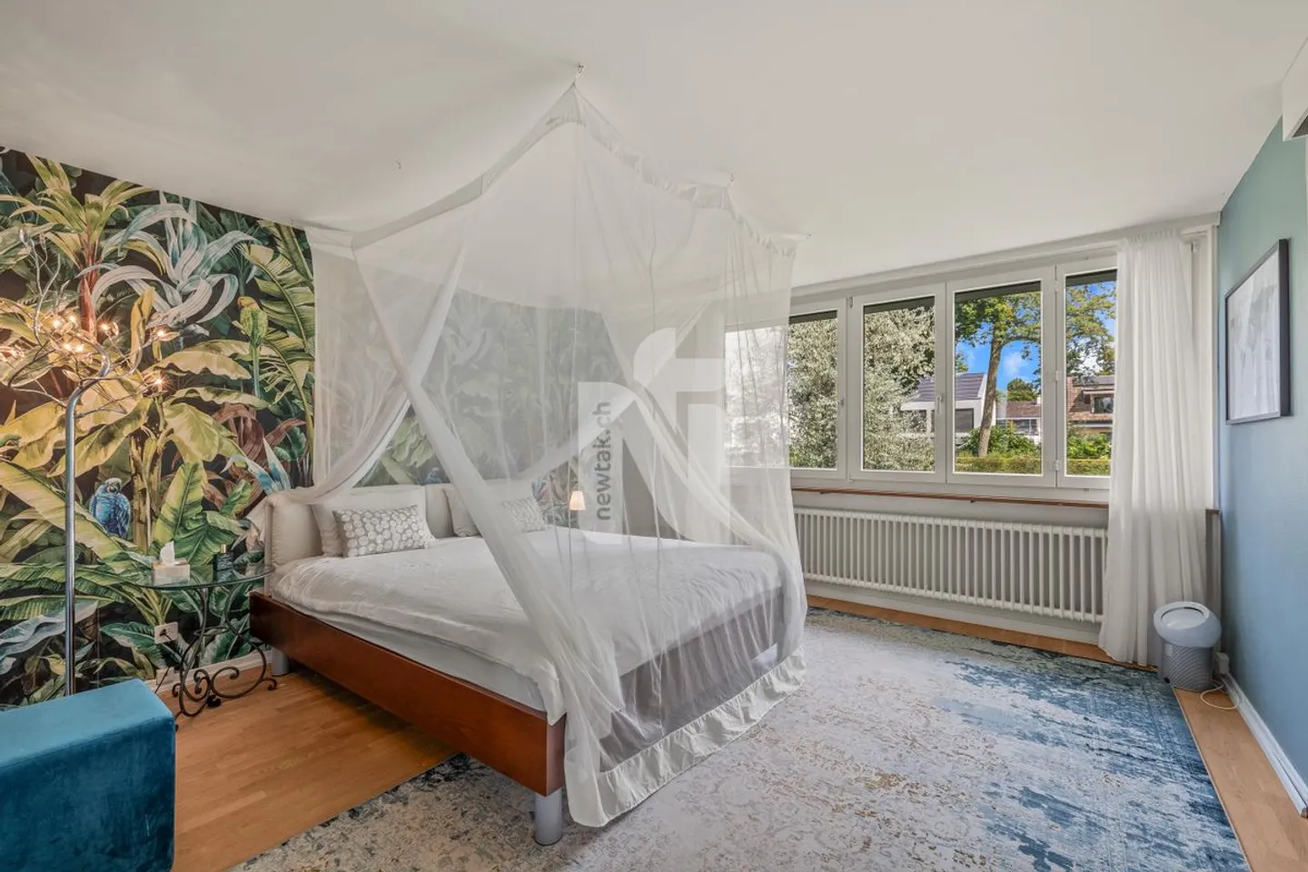 Casa unifamiliare molto attraente su Bruderholz con piscina, sauna, giardino e molta privacy - Foto 9 di 12