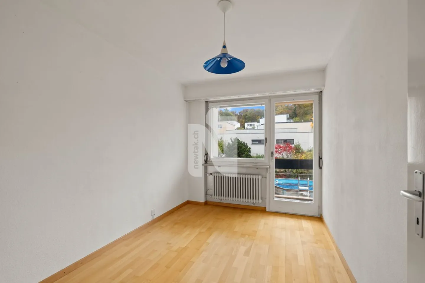 Family-friendly with balcony, garden and underground parking space - Photo 8 of 13