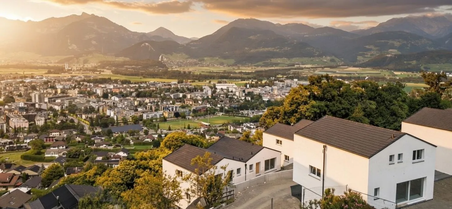 Stunning 5.5 Duplex Villa - Photo 2 of 10