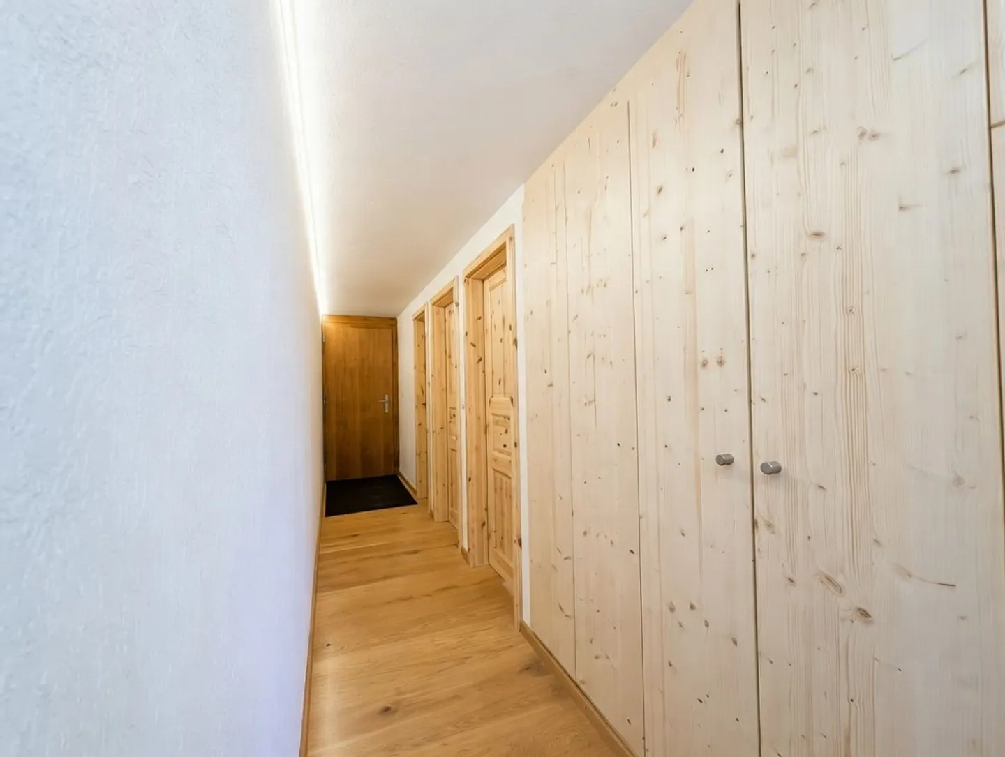 Unglaubliche renovierte 3,5 Zimmer & sekundäre Wohnmöglichkeit! - Foto 7 von 10