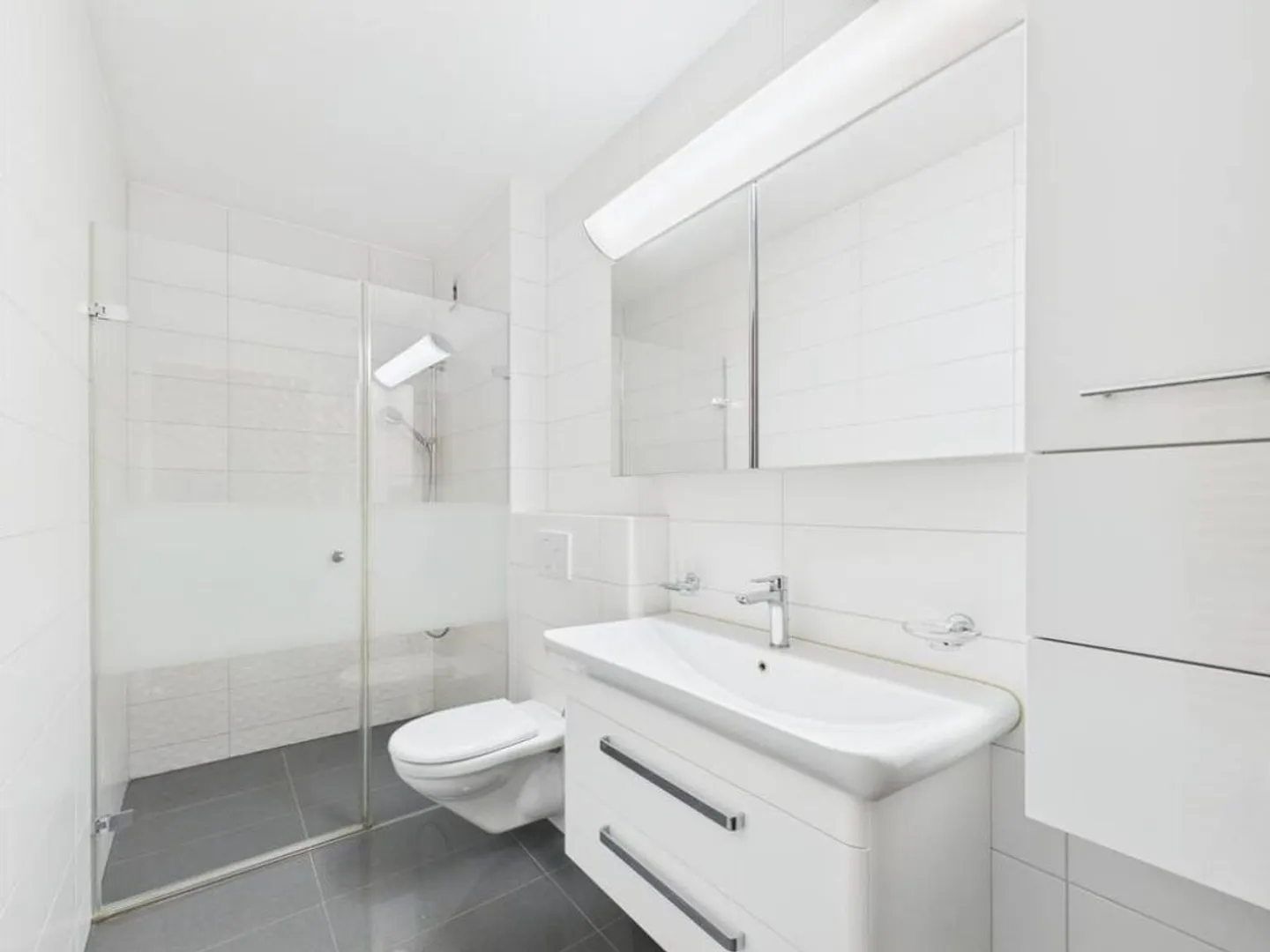 Bright and spacious in a central location - Photo 7 of 13