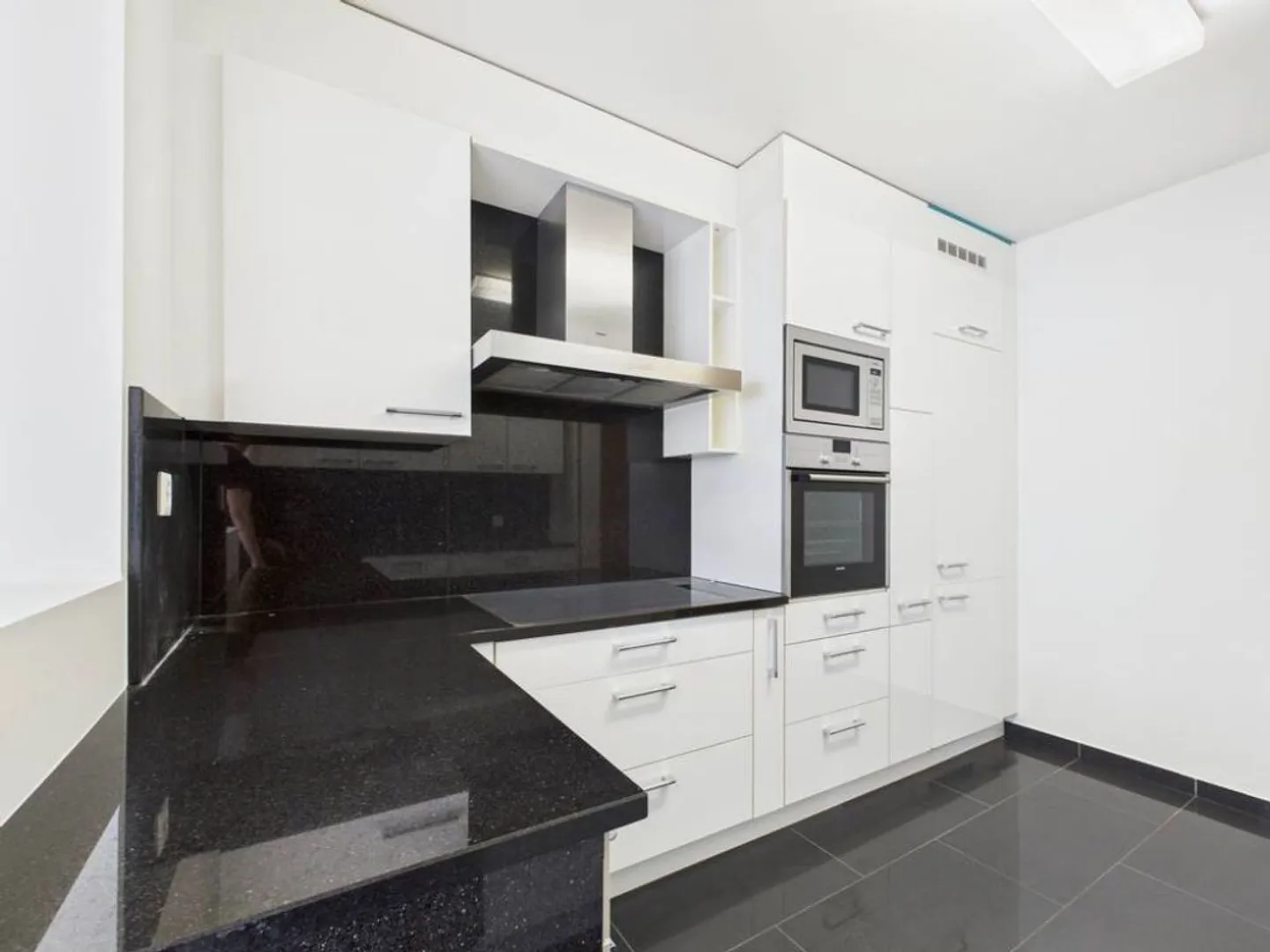 Bright and spacious in a central location - Photo 12 of 13