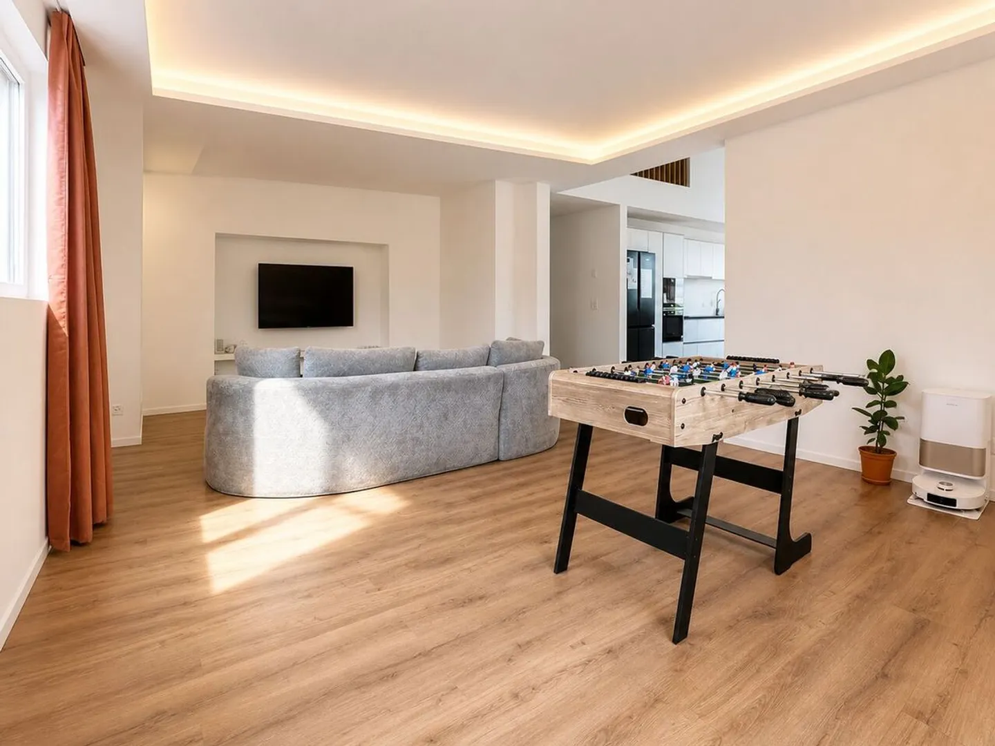 SUPER DUPLEX 6.5 STANZE CON ANNESSO INDIPENDENTE DI 40 M² - Foto 4 di 13
