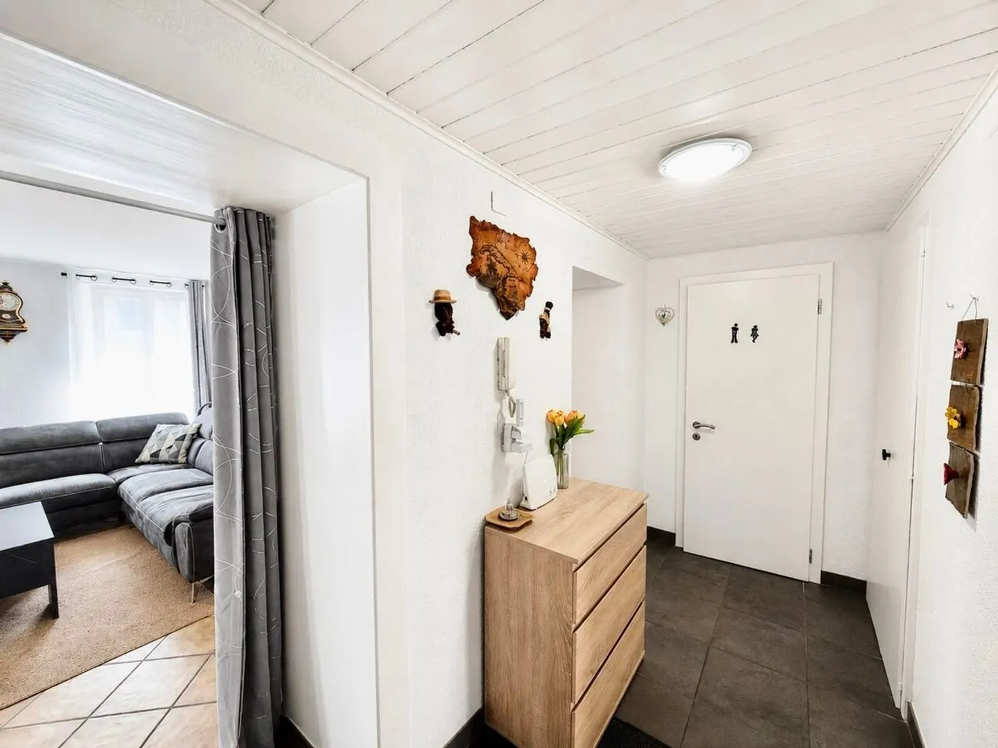 Charming Apartment with Spacious Panoramic Terrace - Photo 9 of 12