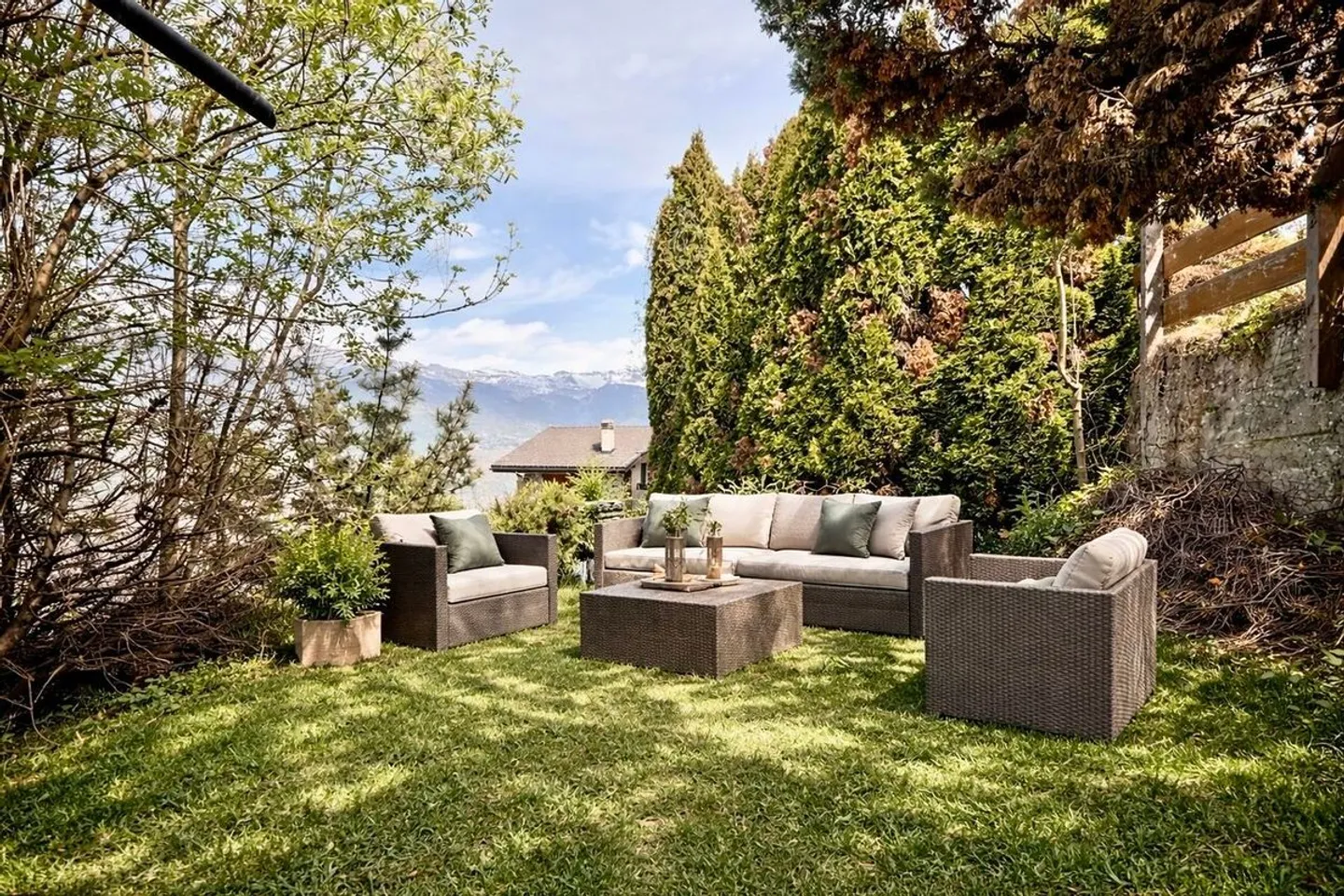 EINZELHAUS MIT ATEMBERAUBENDEM PANORAMA ÜBER DIE EBENE - Foto 10 von 10