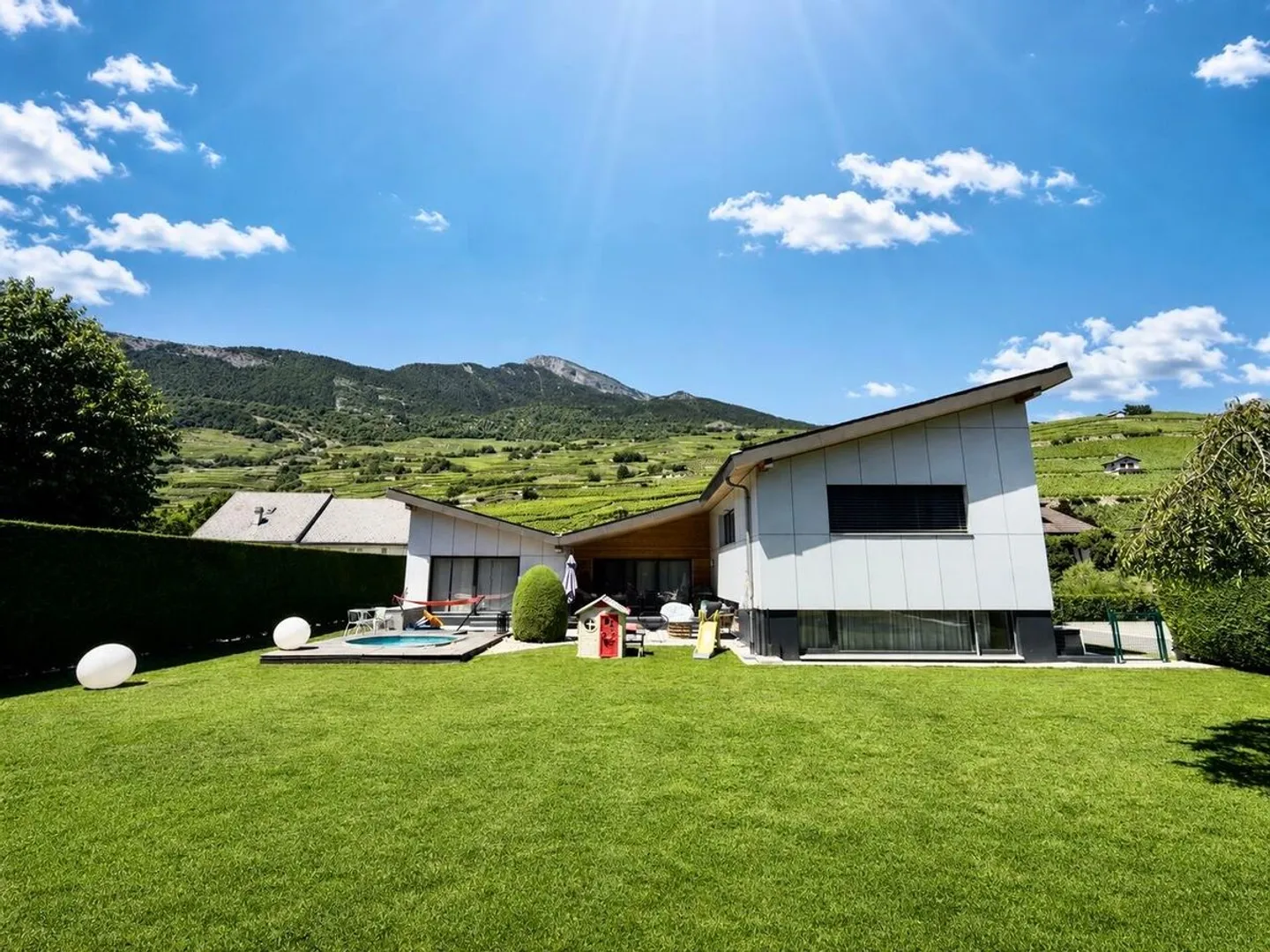 MAISON INDIVIDUELLE AVEC VUE IMPRENABLE SUR LE HAUT DE CRY - Foto 1 di 13