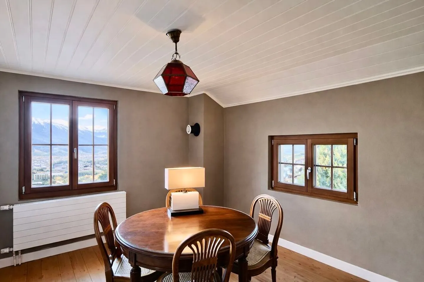 CHARM, COCOONING AND EXCEPTIONAL VIEW - Photo 3 of 8