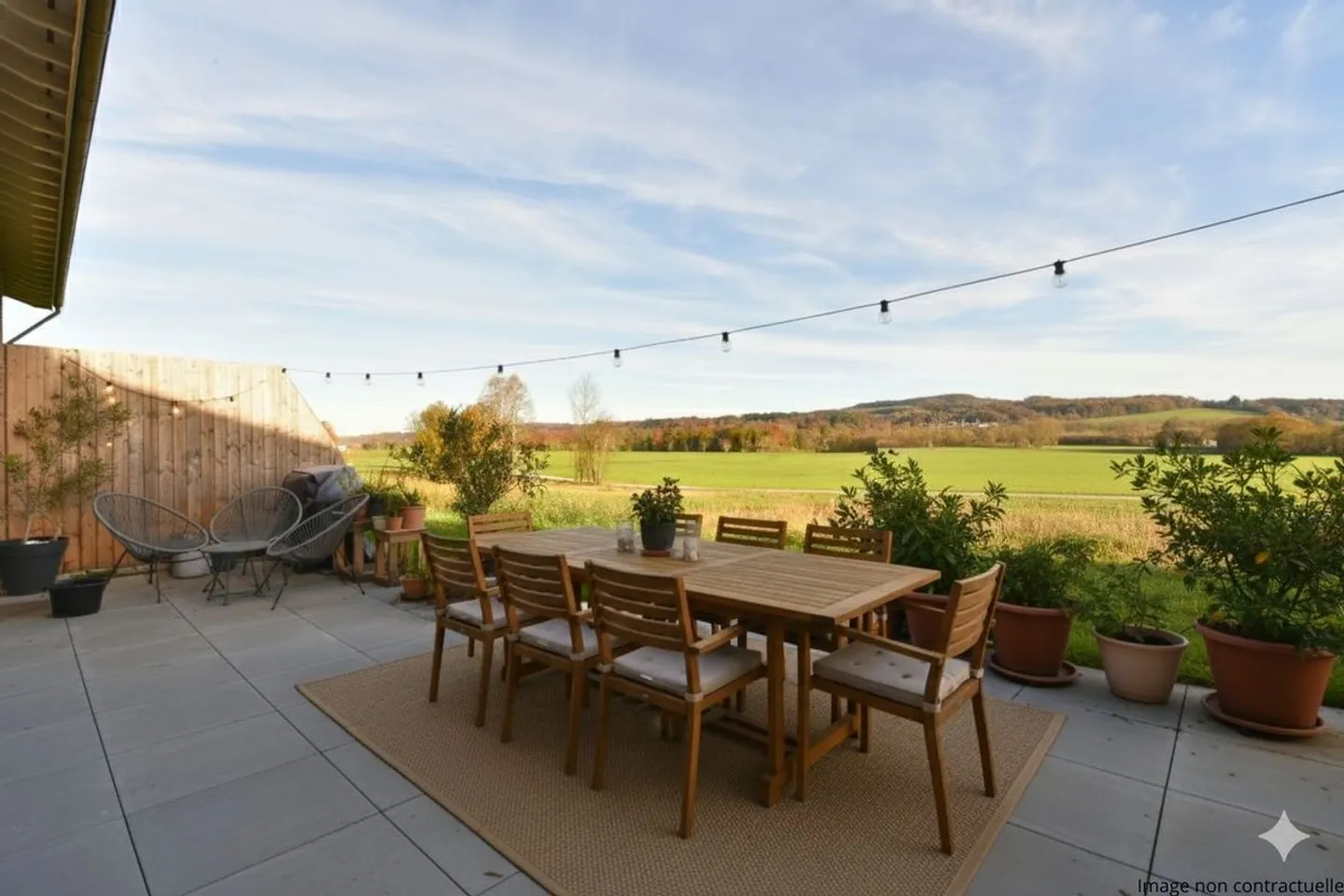 Semi-detached house with garden, in the heart of a peaceful environment - Photo 7 of 9