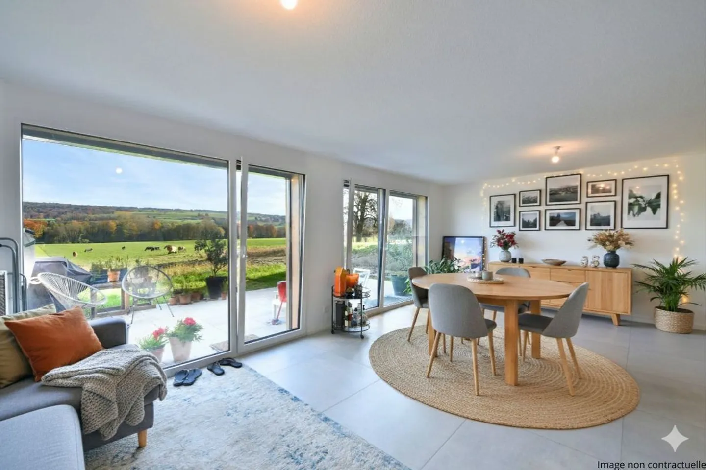 Semi-detached house with garden, in the heart of a peaceful environment - Photo 4 of 9