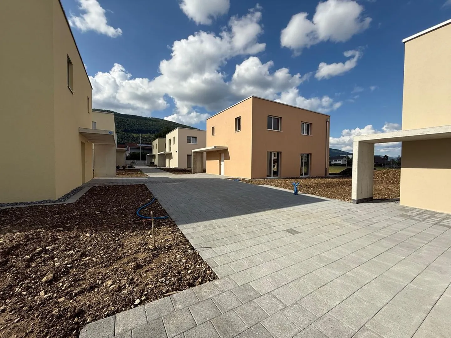 Casa unifamiliare di nuova costruzione in una posizione privilegiata e centrale - Foto 4 di 13