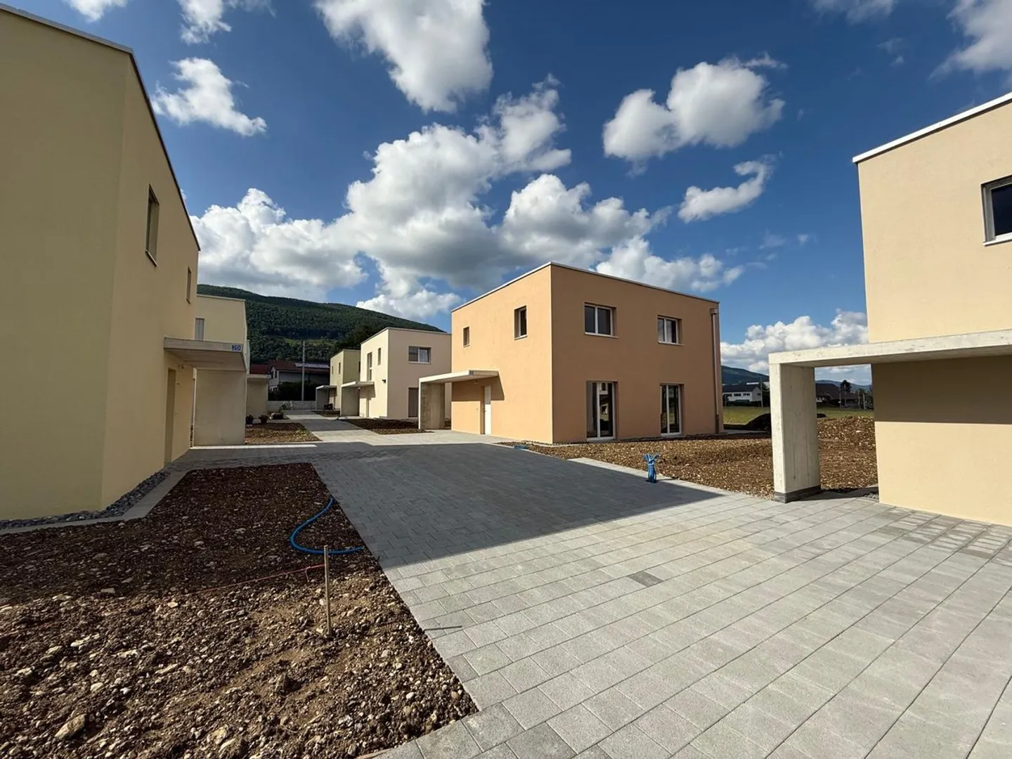 Casa unifamiliare di nuova costruzione in una posizione privilegiata e centrale - Foto 5 di 13