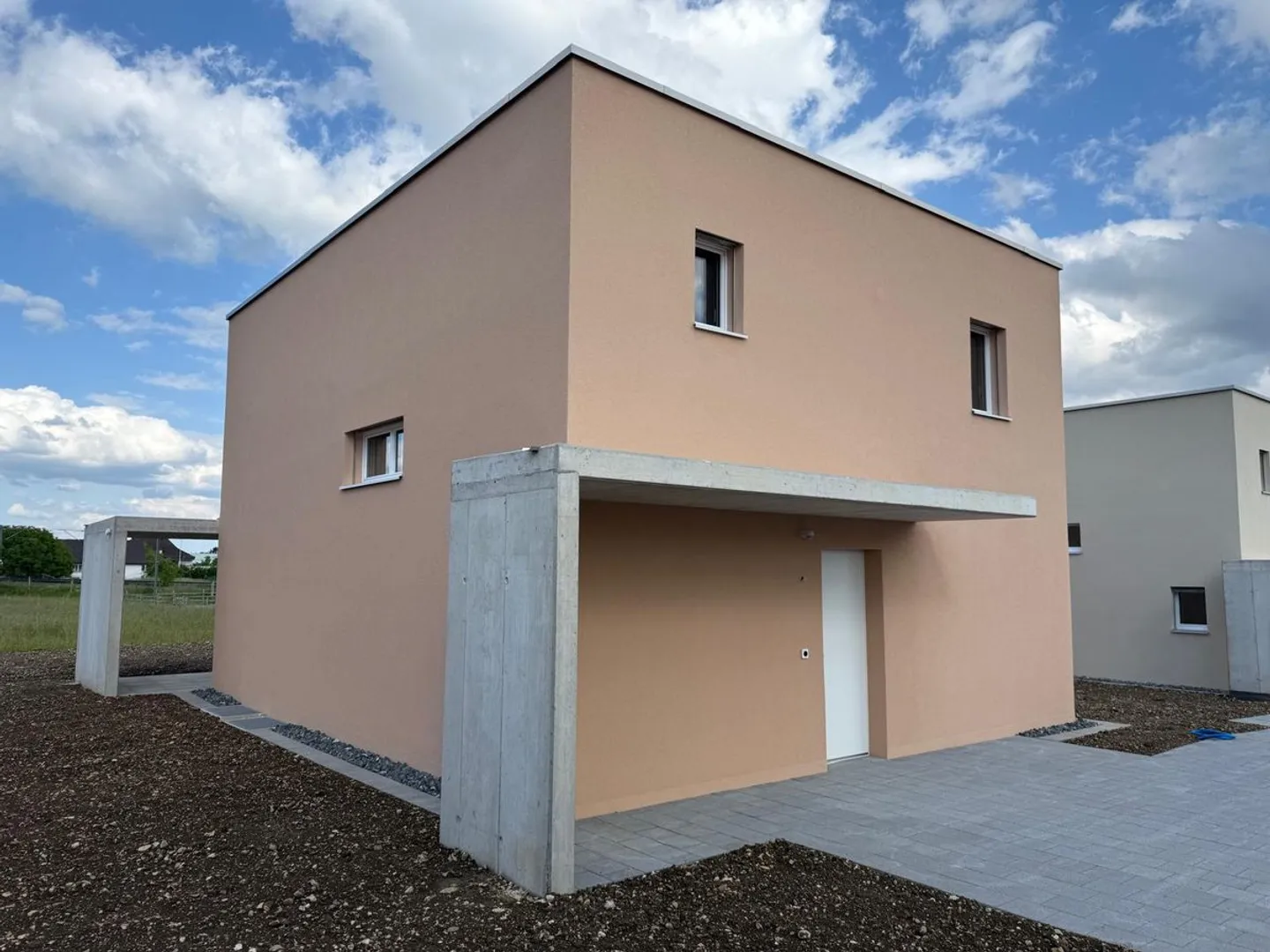 Casa unifamiliare di nuova costruzione in una posizione privilegiata e centrale - Foto 8 di 13
