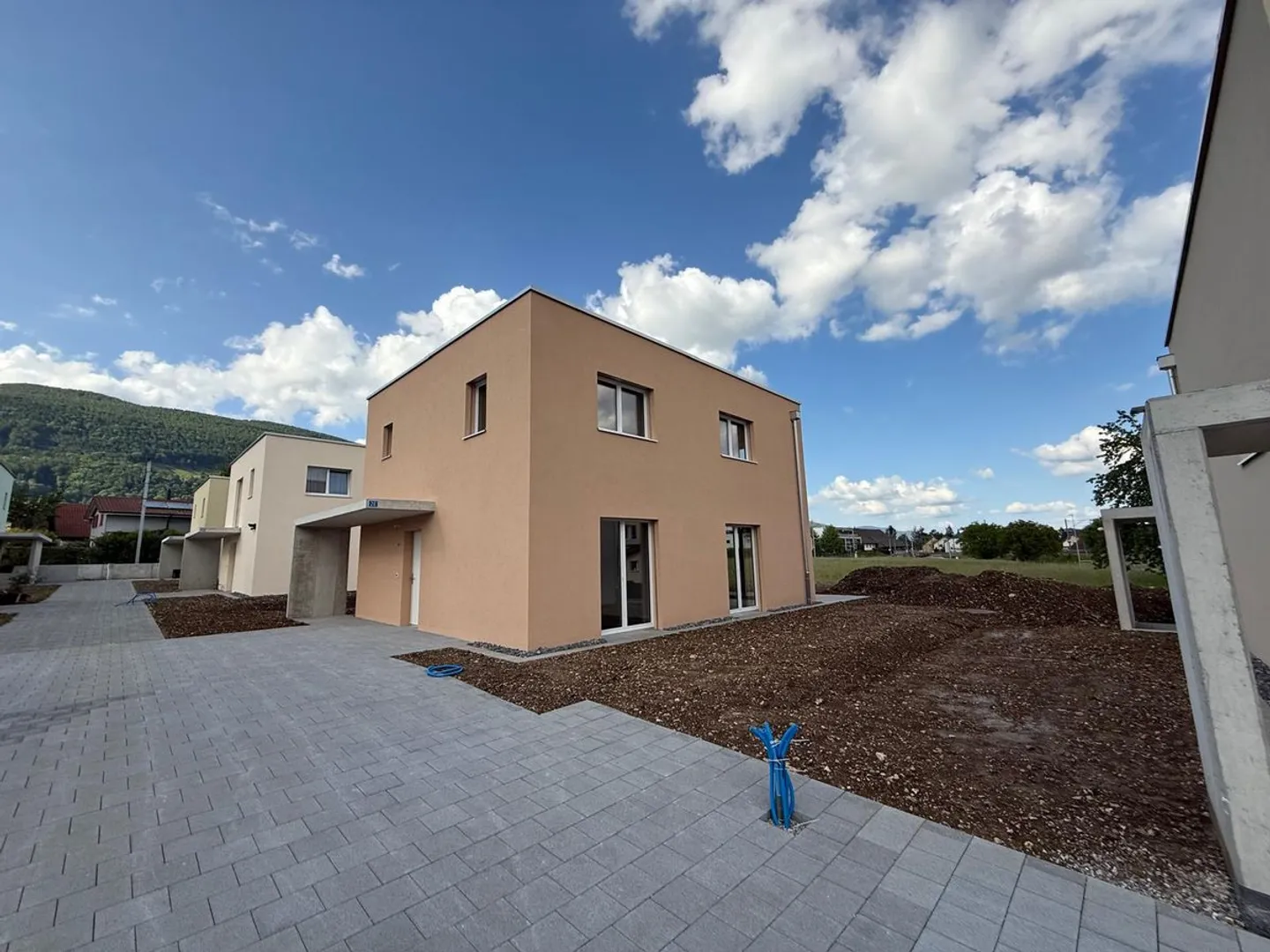 Casa unifamiliare di nuova costruzione in una posizione privilegiata e centrale - Foto 6 di 13