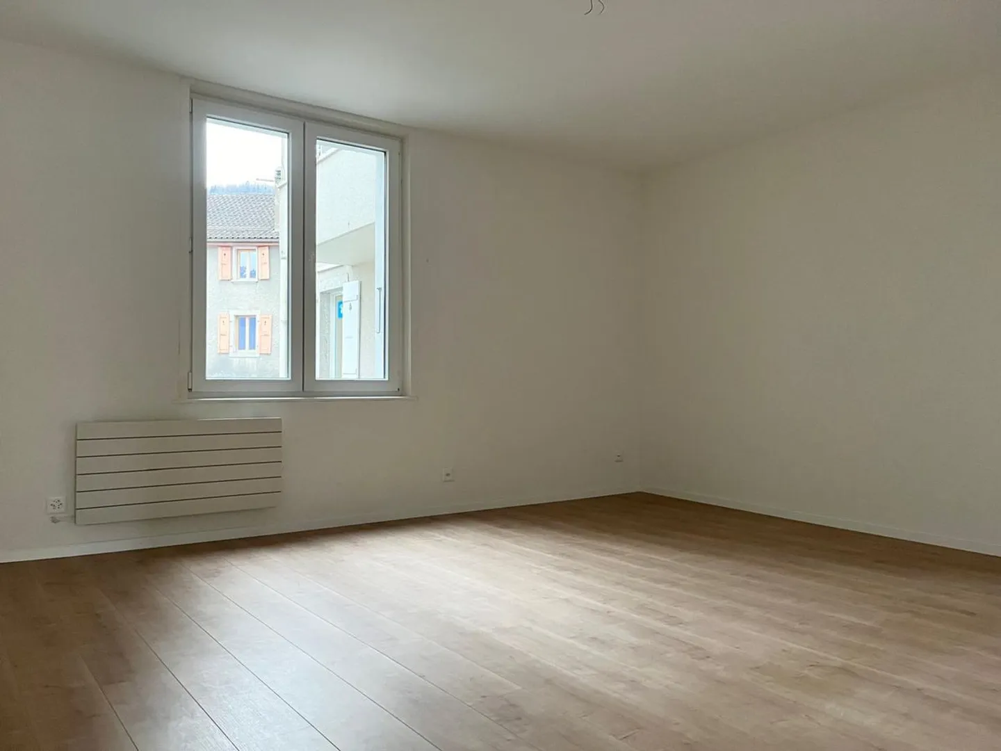 Rare object - Charming triplex 4.5 rooms in the heart of the old village of Collombey - Photo 7 of 10