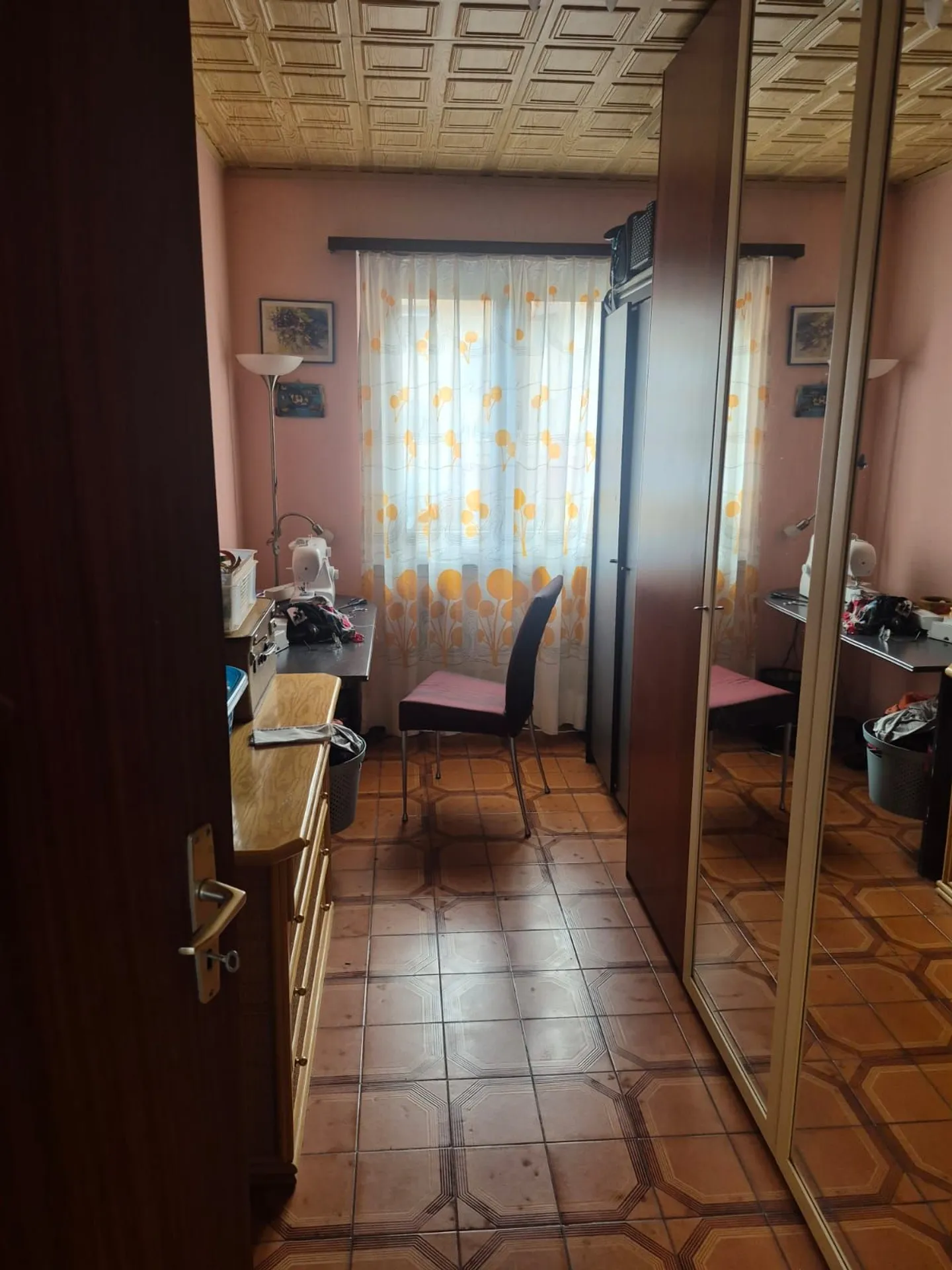 Luminoso appartamento 4.5 locali con giardino privato a St. Antonino - Foto 11 di 13