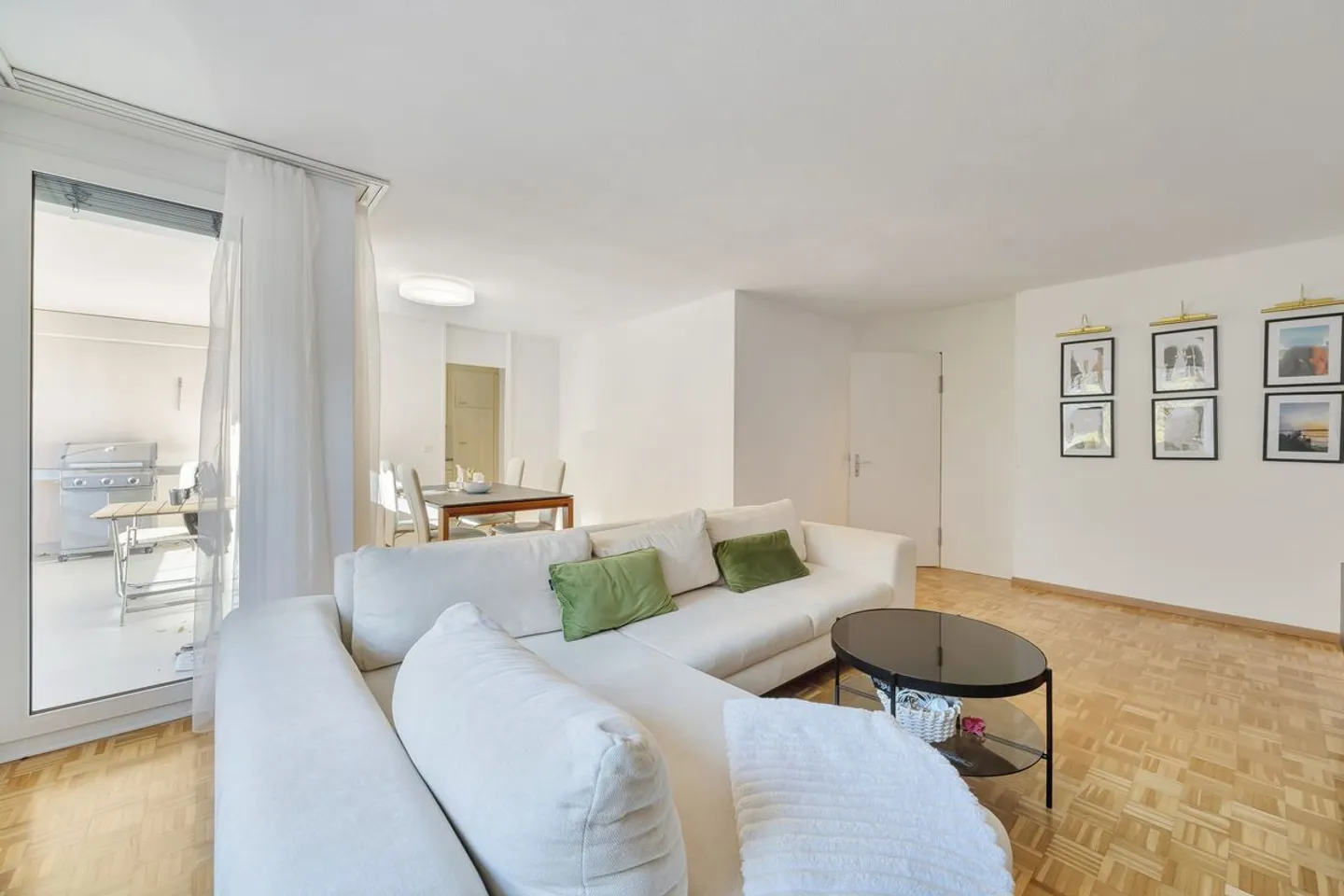 Cozy 4.5-room apartment for sale in Schübelbach - Photo 1 of 8