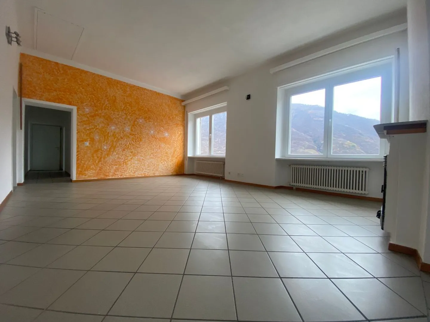 Rivera - Elegant and spacious independent villa with income apartments - Photo 11 of 13