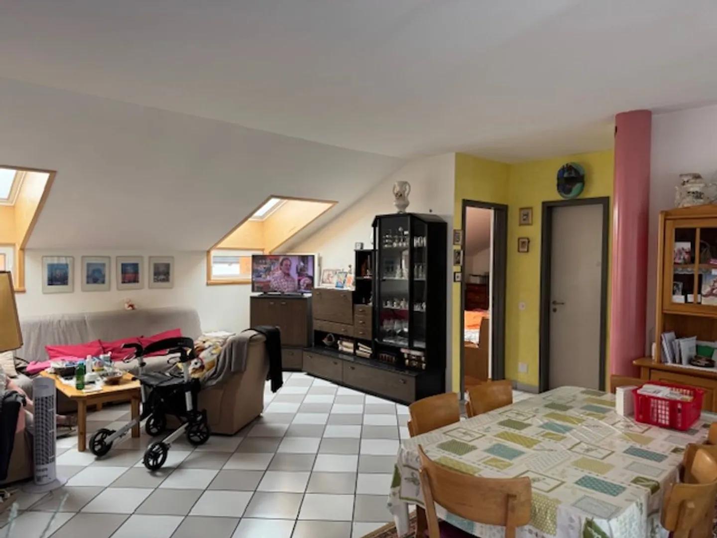 FAIDO - App. 4 1/2 loc - mansardato - Photo 2 of 10