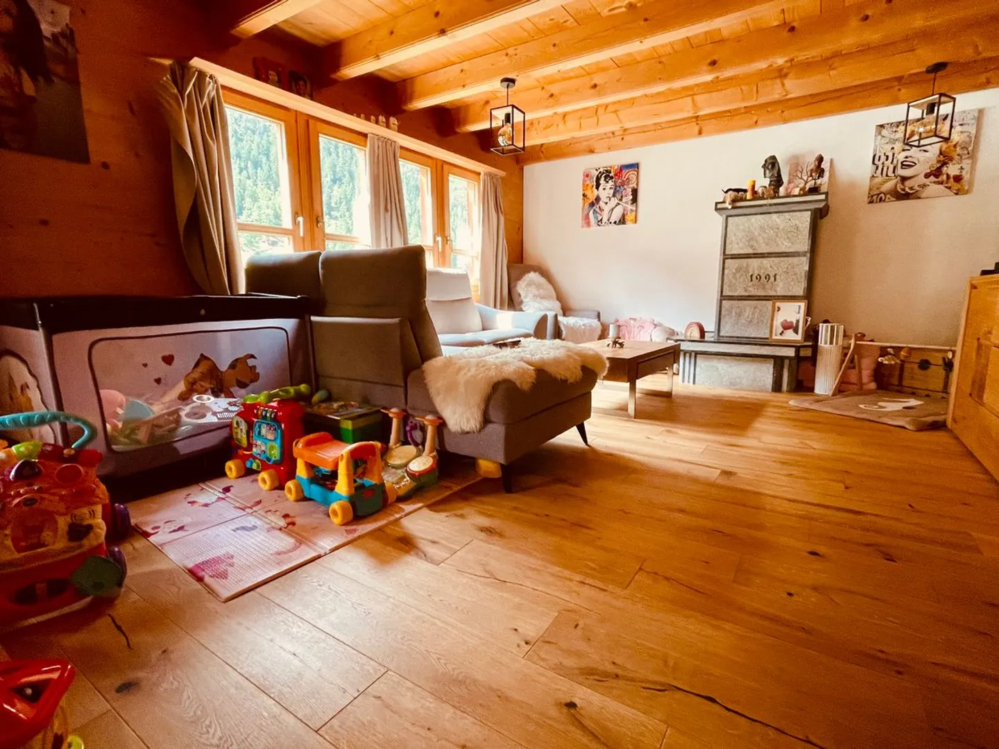 Naturnahe Ruheoase mit stilvoll renoviertem Wohnraum und perfektem Homeoffice-Bereich - Foto 4 von 9