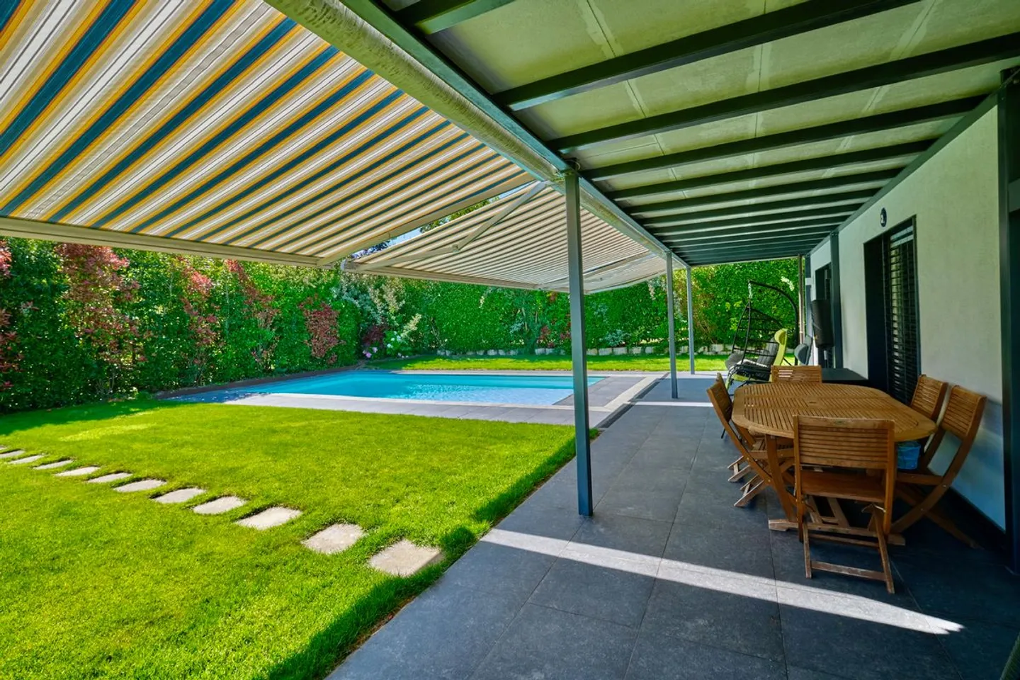 Villa moderna straordinariamente elegante a Tannay, vicino alla scuola - Foto 1 di 5