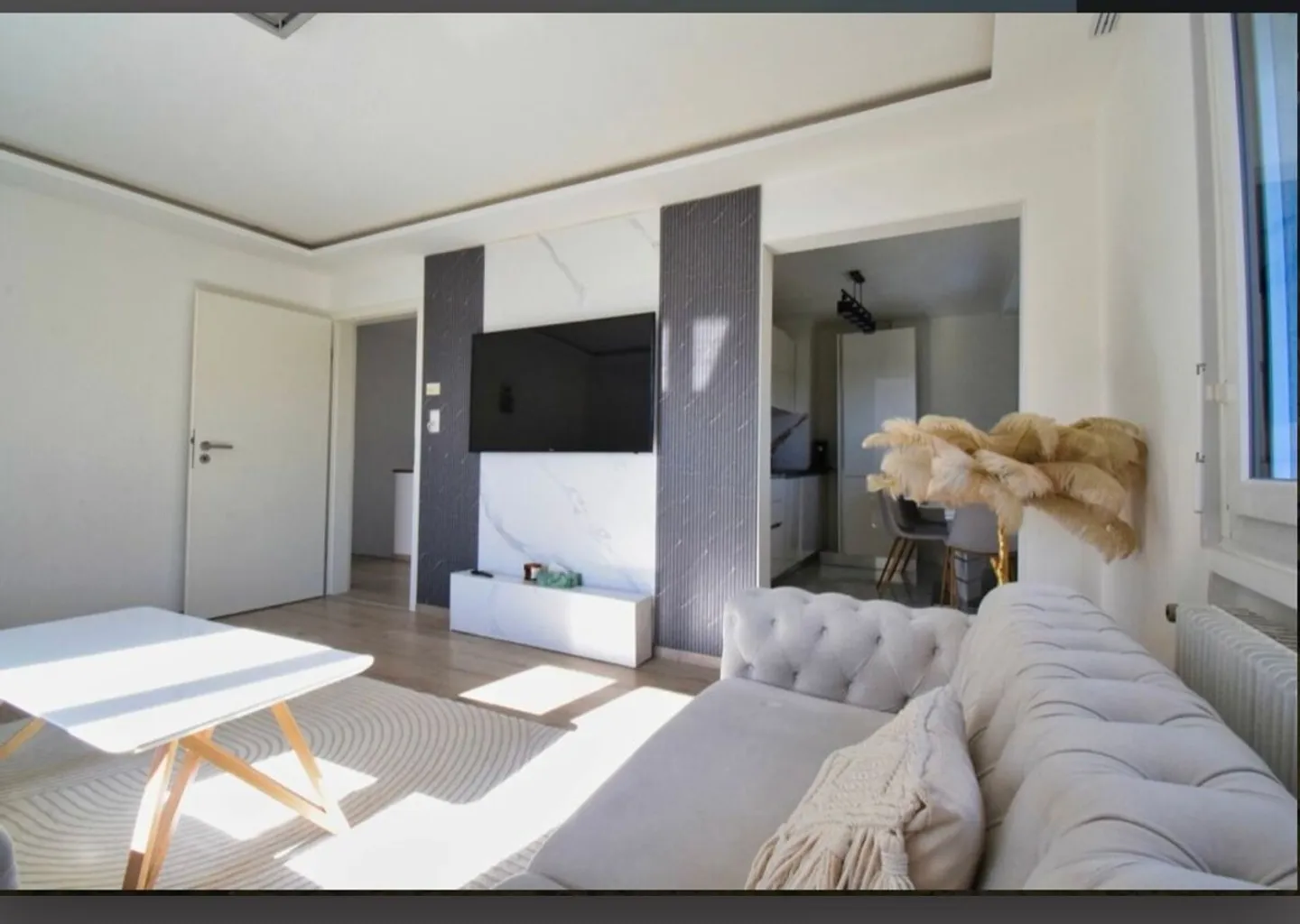 Zeitgenössische 6-Zimmer-Villa - Kombination aus Design, Komfort und Funktionalität - Foto 6 von 9