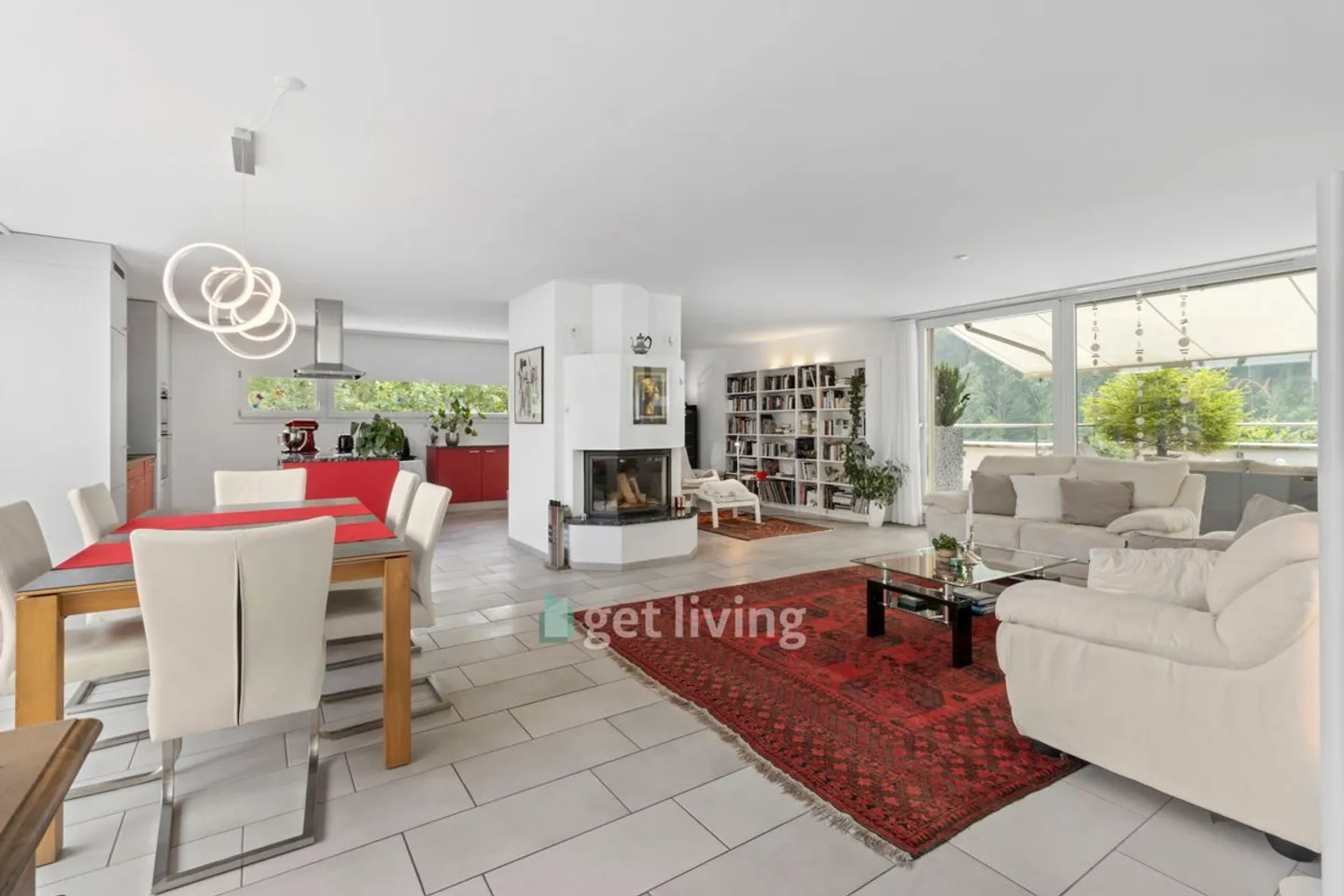Vivre avec style au-dessus des toits de Gattikon - Penthouse exclusif de 4,5 pièces avec vue panoramique - Photo 2 sur 11