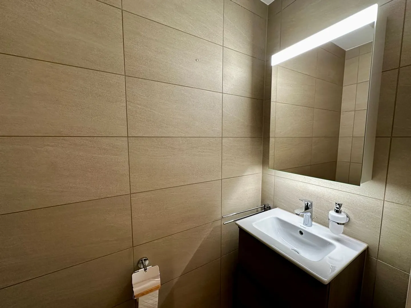 Première occupation ! Appartement exclusif de 3,5 pièces avec deux balcons à Thalwil - Photo 6 sur 10