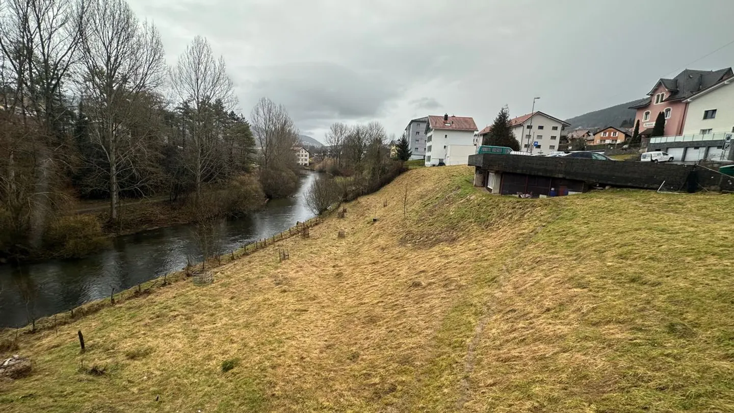 Baugrundstück in Vallorbe - Foto 1 von 4