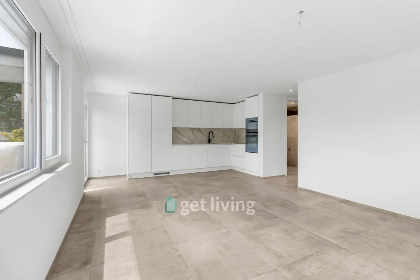 NEW BUILD IN A TOP LOCATION (APARTMENT-B) WITH SPACIOUS TERRACE 88M2 AND PRIVATE LAUNDRY ROOM AND CELLAR (23 m2) - Photo 3 of 11