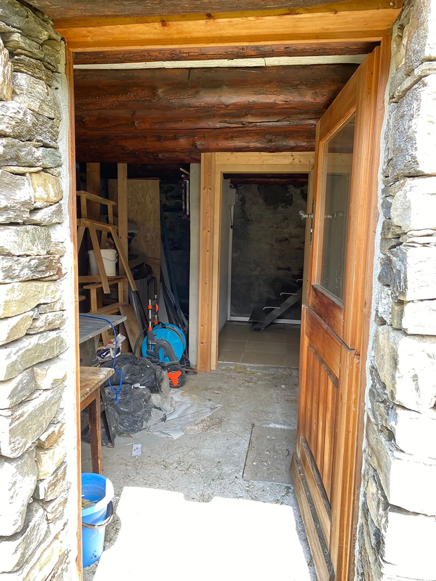 Le charme du rustique récupéré d'une grange - Photo 7 sur 10