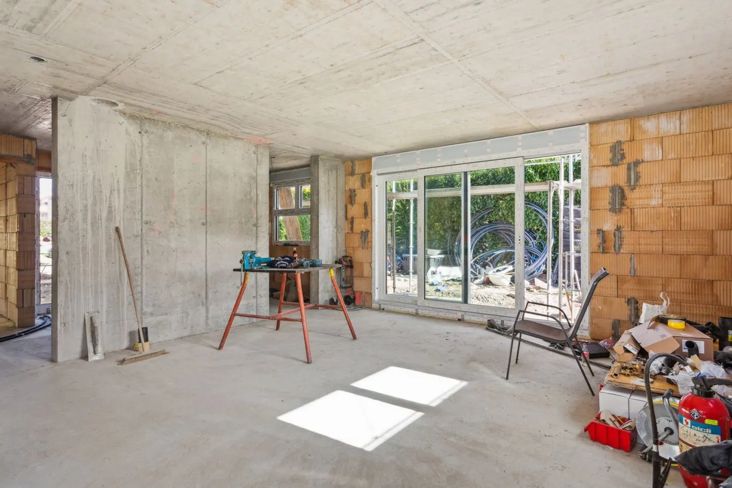 Villa mit 4,5 Zimmern im Bau moderne Architektur und hochwertige Ausstattungen - Foto 4 von 4