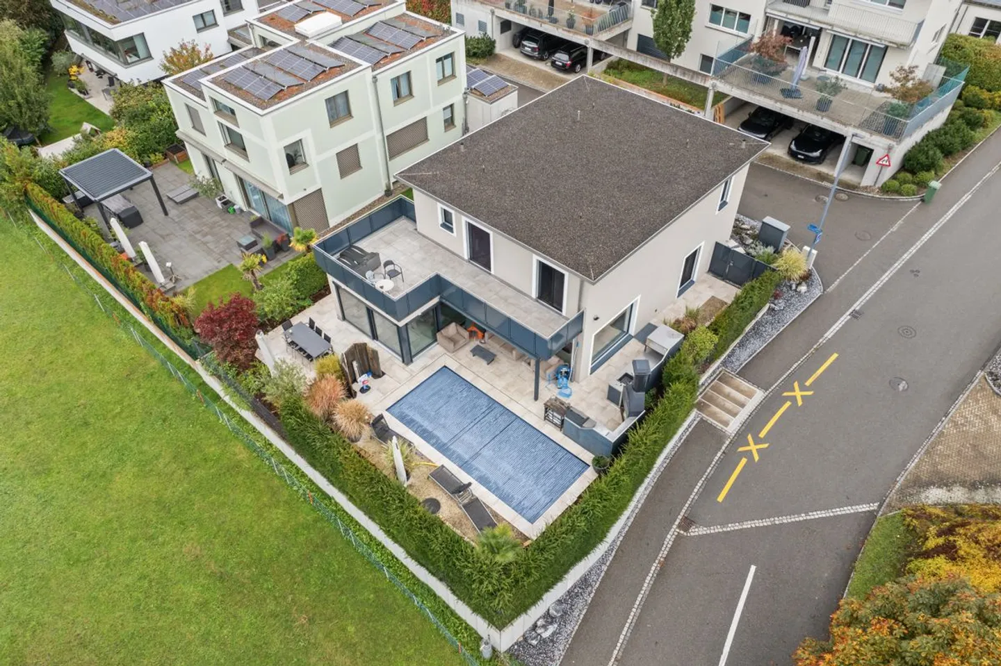 Incantevole casa unifamiliare a Jonen con piscina e vista mozzafiato - Foto 1 di 11